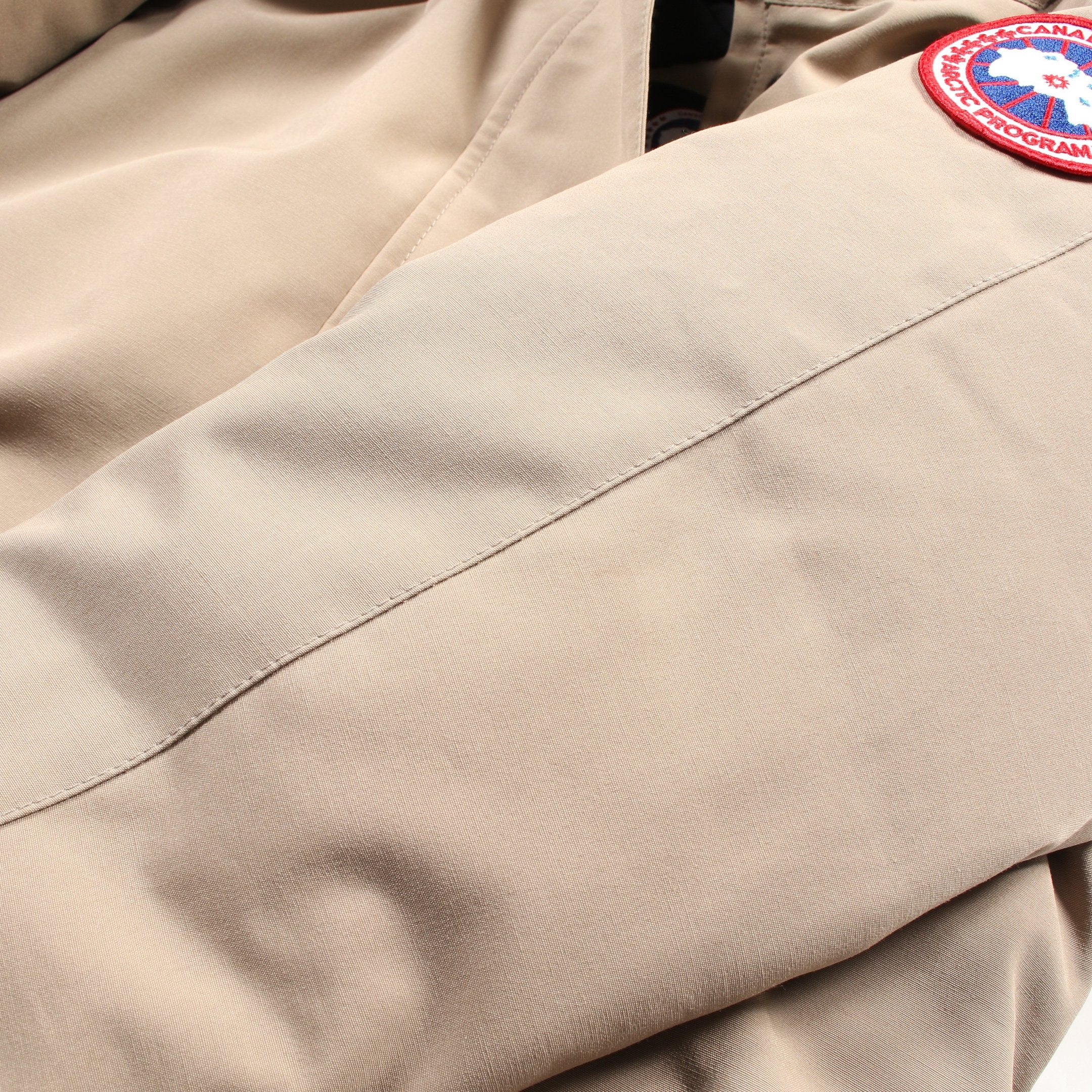 ヴィクトリアパーカ ダウンコート ワンポイント グレーベージュ フード