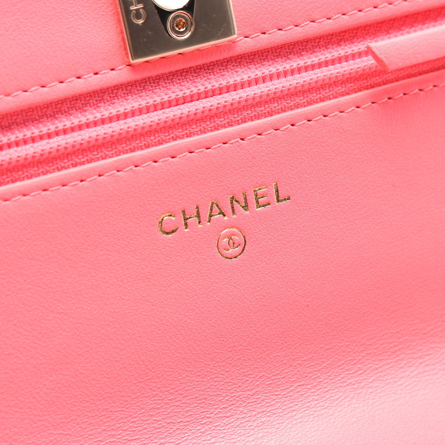 マトラッセ チェーンウォレット レザー ピンク ゴールド金具 シャネル バッグ CHANEL