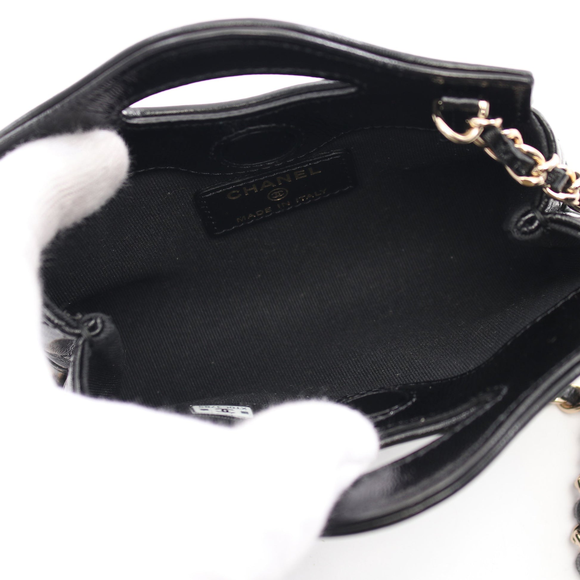 チェーン クラッチ チェーンショルダーバッグ レザー ブラック ゴールド金具 シャネル バッグ CHANEL