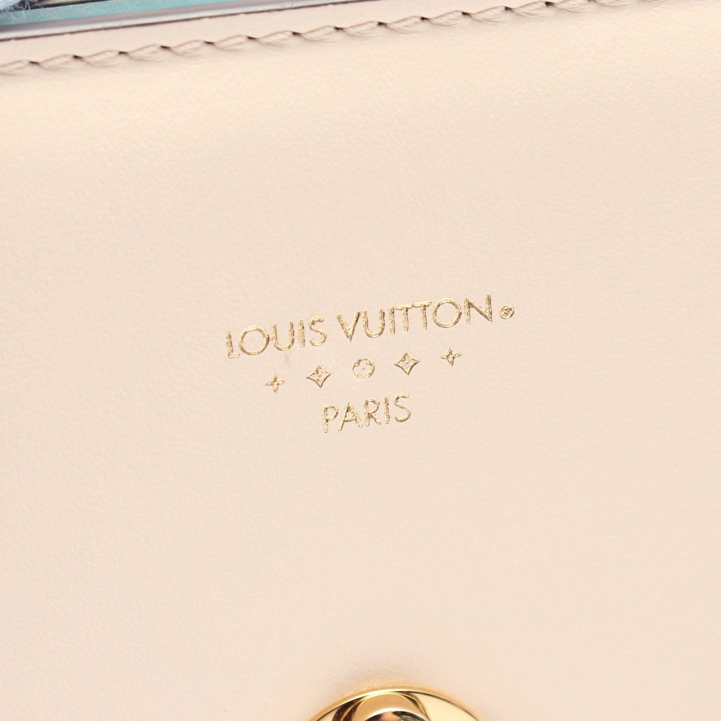 LV PONT 9 LVポンヌフ クレーム ショルダーバッグ レザー アイボリー ルイヴィトン バッグ LOUIS VUITTON