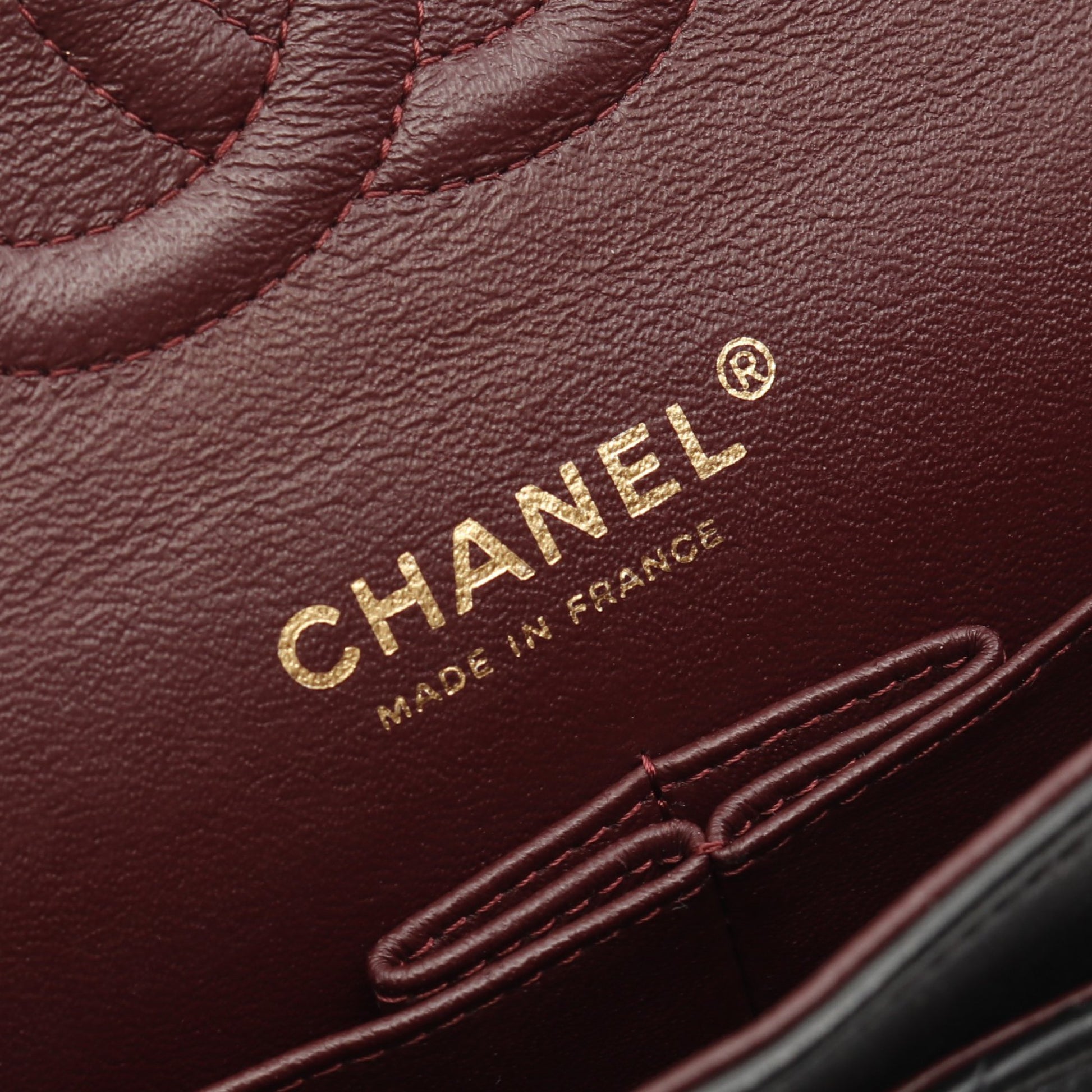 マトラッセ Wフラップ Wチェーンショルダーバッグ ラムスキン ブラック ゴールド金具 シャネル バッグ CHANEL