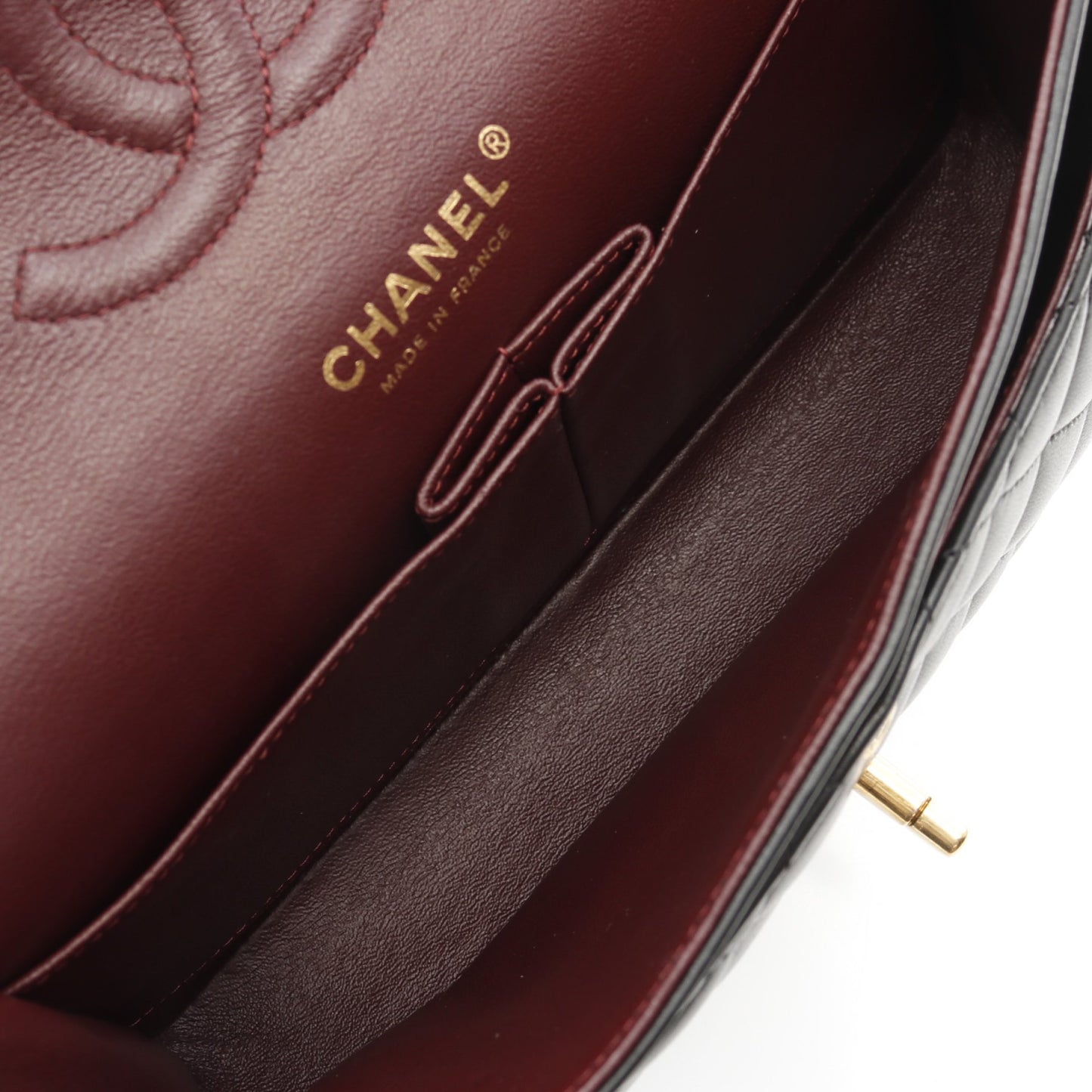 マトラッセ Wフラップ Wチェーンショルダーバッグ ラムスキン ブラック ゴールド金具 シャネル バッグ CHANEL