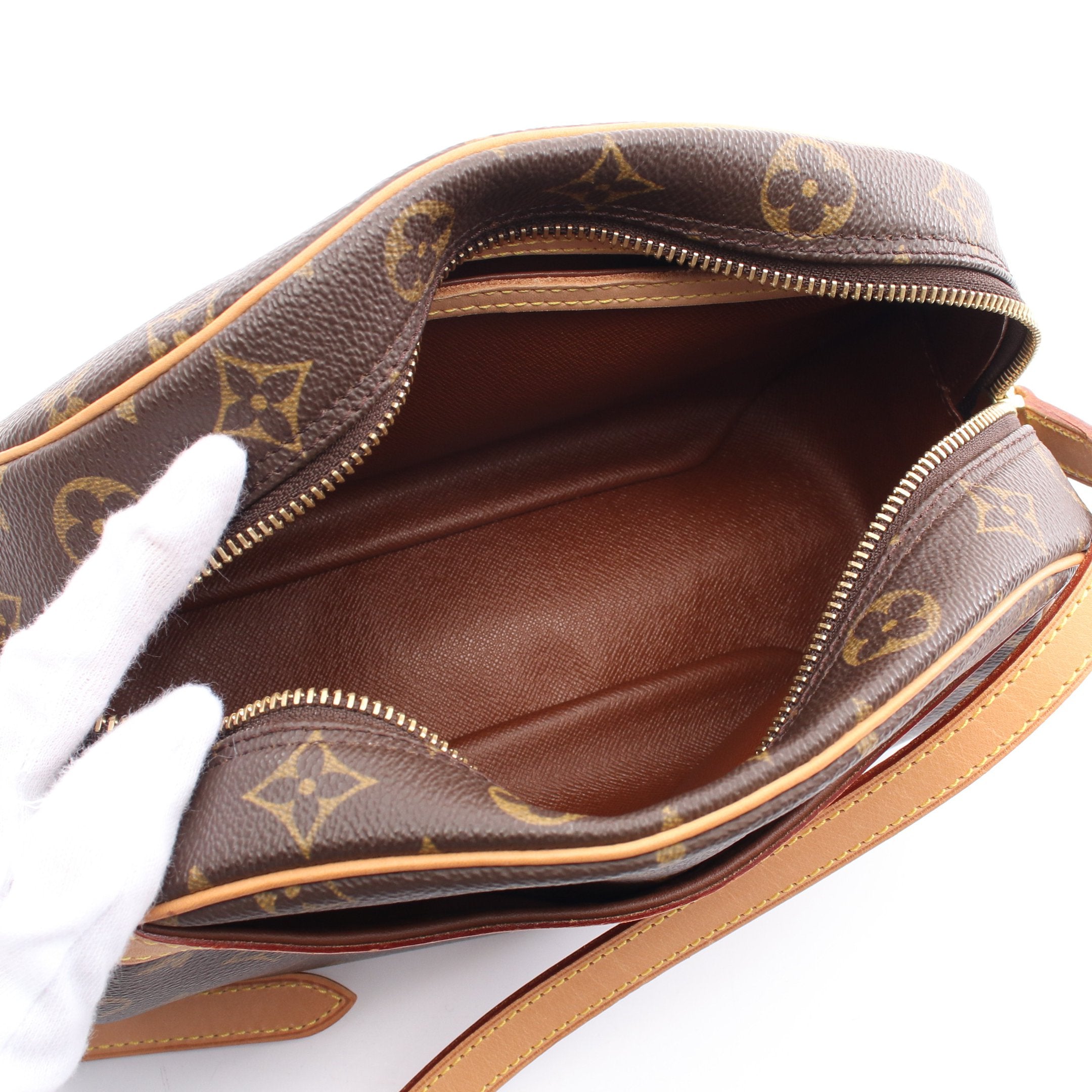 ブロワ モノグラム ショルダーバッグ PVC レザー ブラウン ルイ