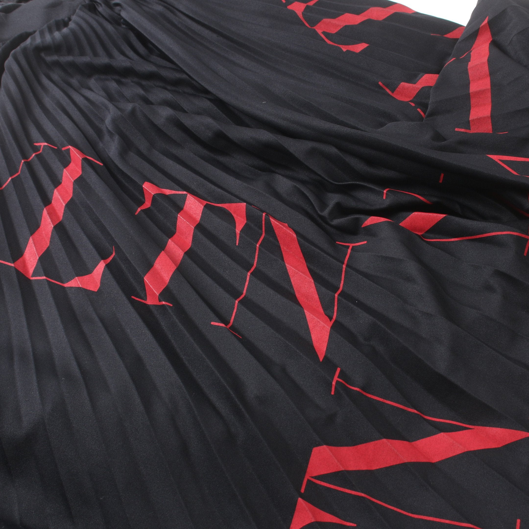 VLTNロゴ プリーツ スカート ブラック ヴァレンティノ – RECLO