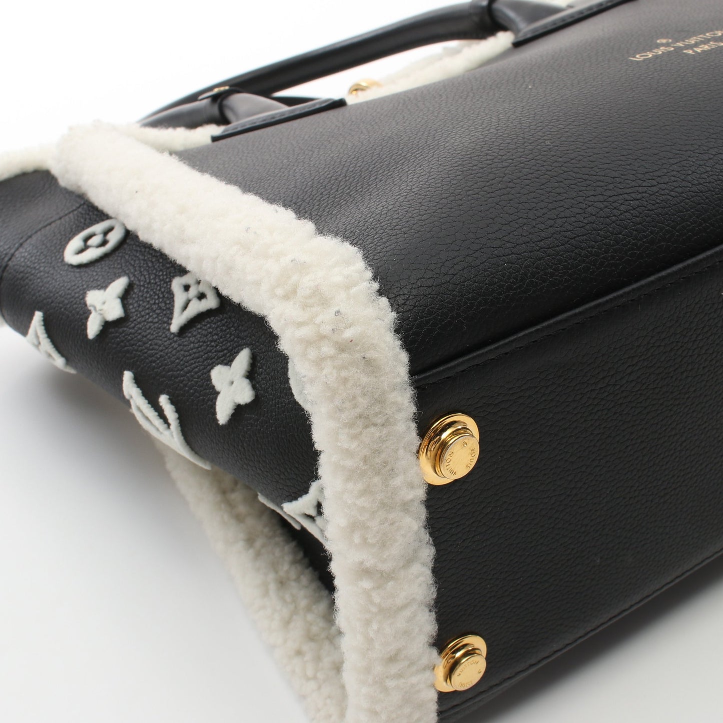 オンマイサイドMM ハンドバッグ トリヨンレザー ブラック 2WAY ルイヴィトン バッグ LOUIS VUITTON
