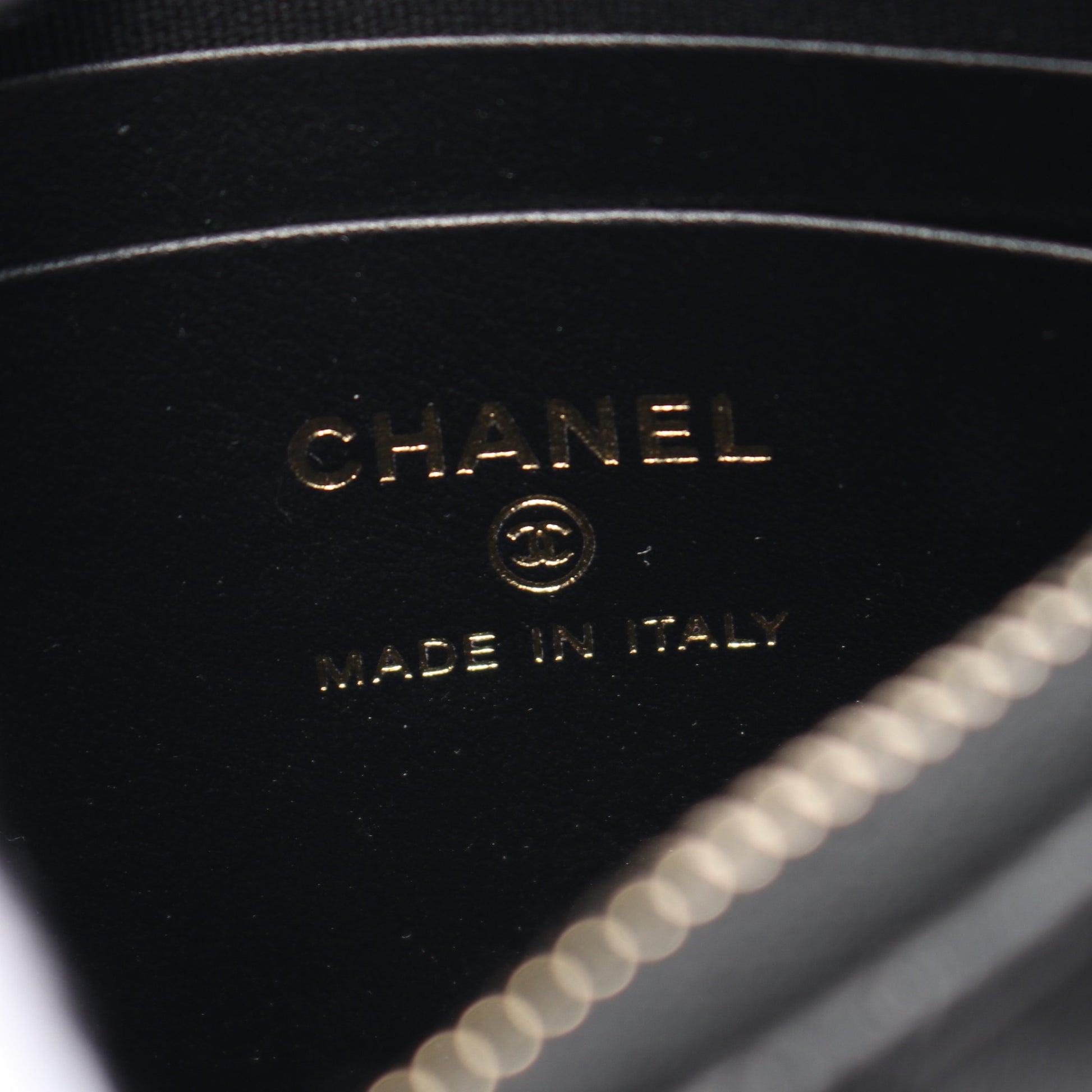 マトラッセ チェーンショルダーバッグ レザー ブラック ゴールド金具 シャネル バッグ CHANEL