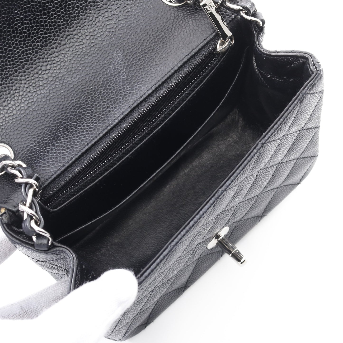 ミニマトラッセ チェーンショルダーバッグ キャビアスキン ブラック シルバー金具 シャネル バッグ CHANEL