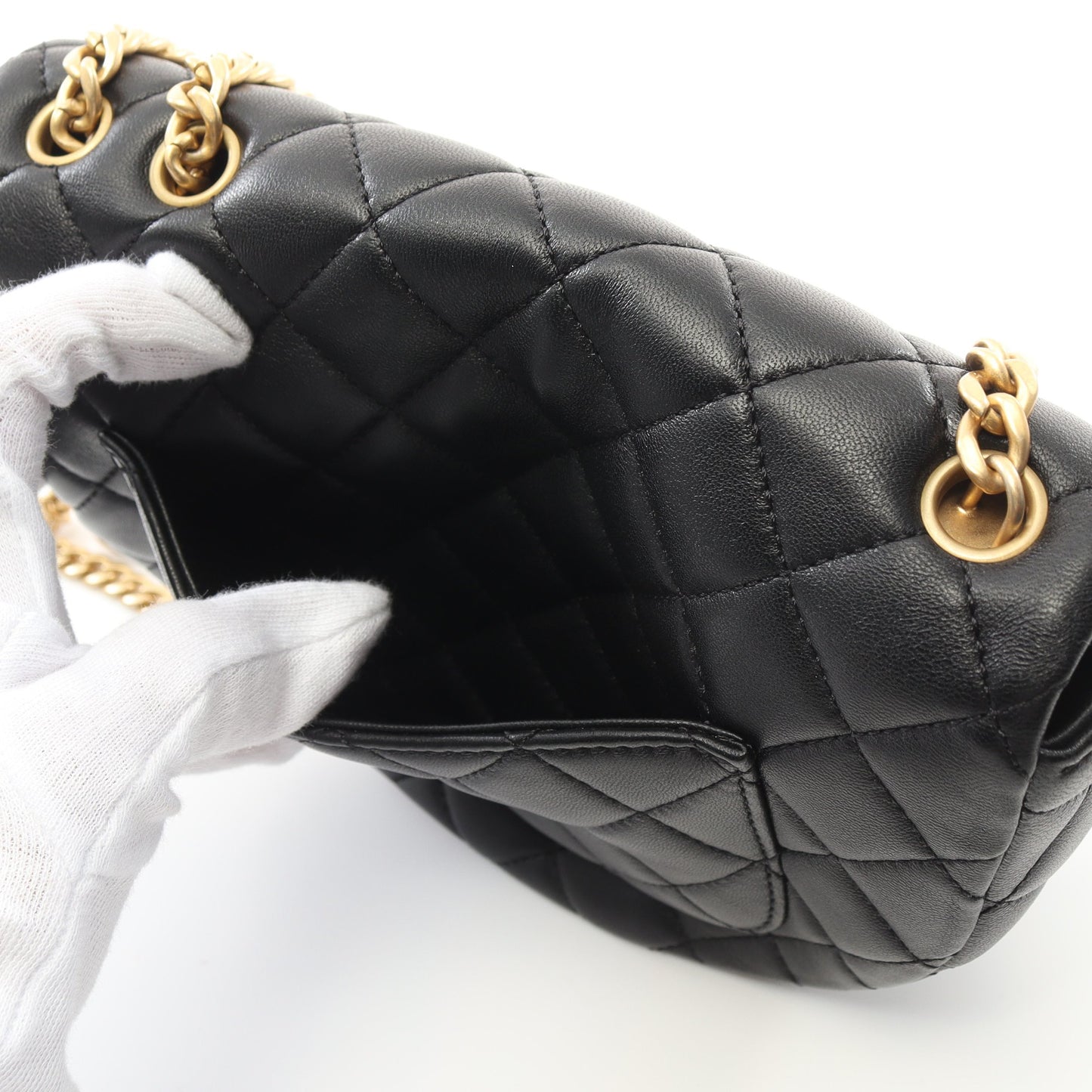 マトラッセ チェーンショルダーバッグ ラムスキン ブラック ゴールド金具 シャネル バッグ CHANEL