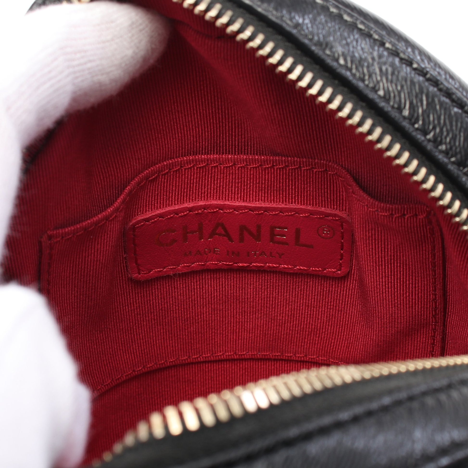 マトラッセ ラウンド ミニ チェーンショルダーバッグ レザー ブラック ゴールド金具 シャネル バッグ CHANEL