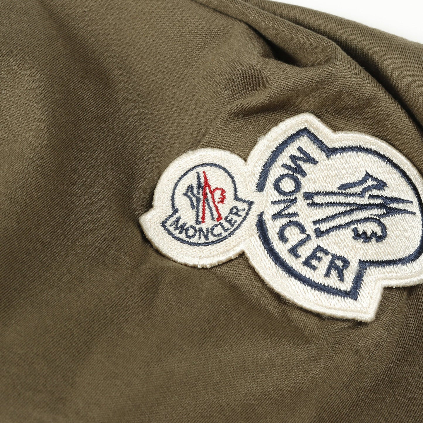 アイコンワッペン Tシャツ クルーネック コットン カーキグリーン モンクレール トップス MONCLER