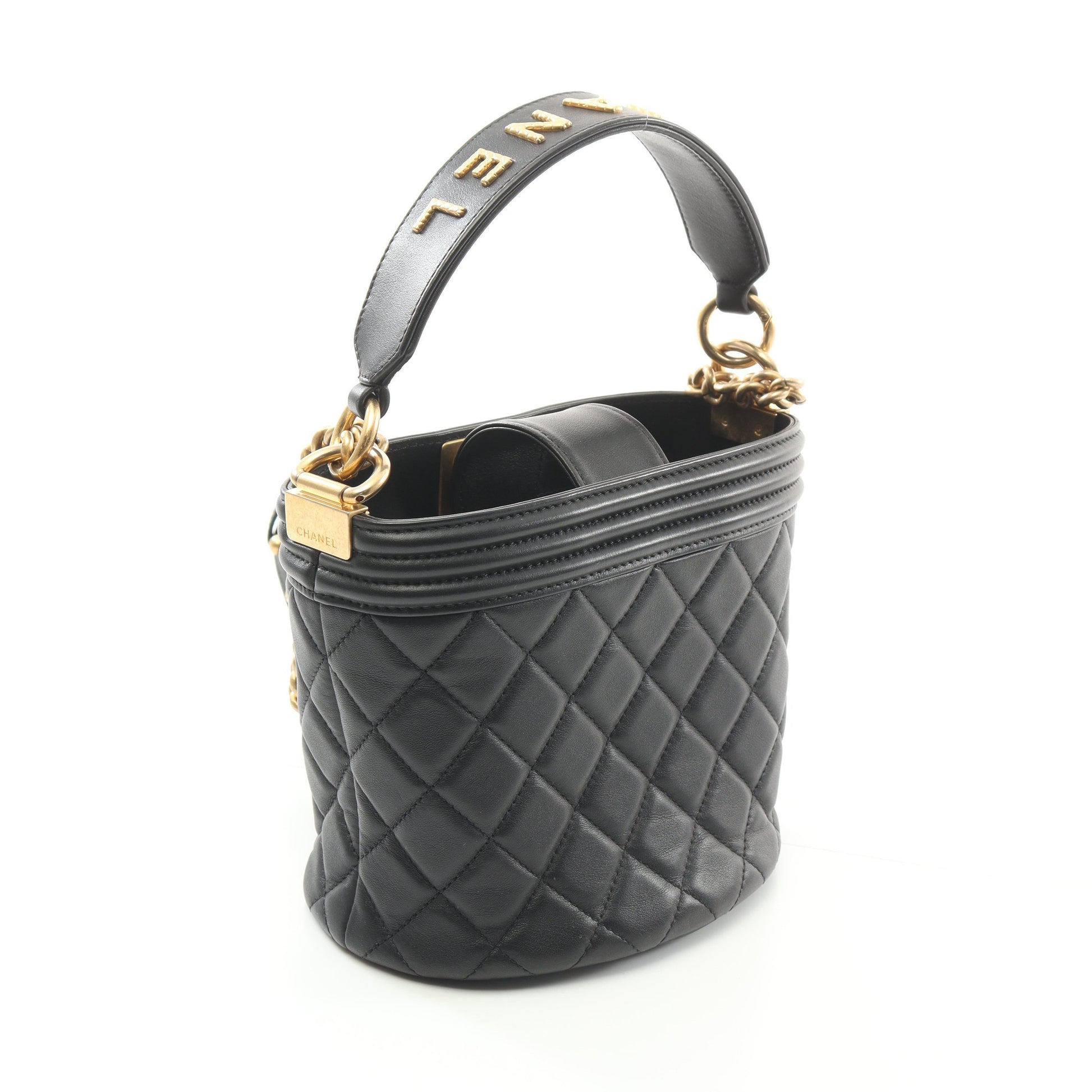 ボーイシャネル チェーンショルダーバッグ ラムスキン ブラック ゴールド金具 シャネル バッグ CHANEL