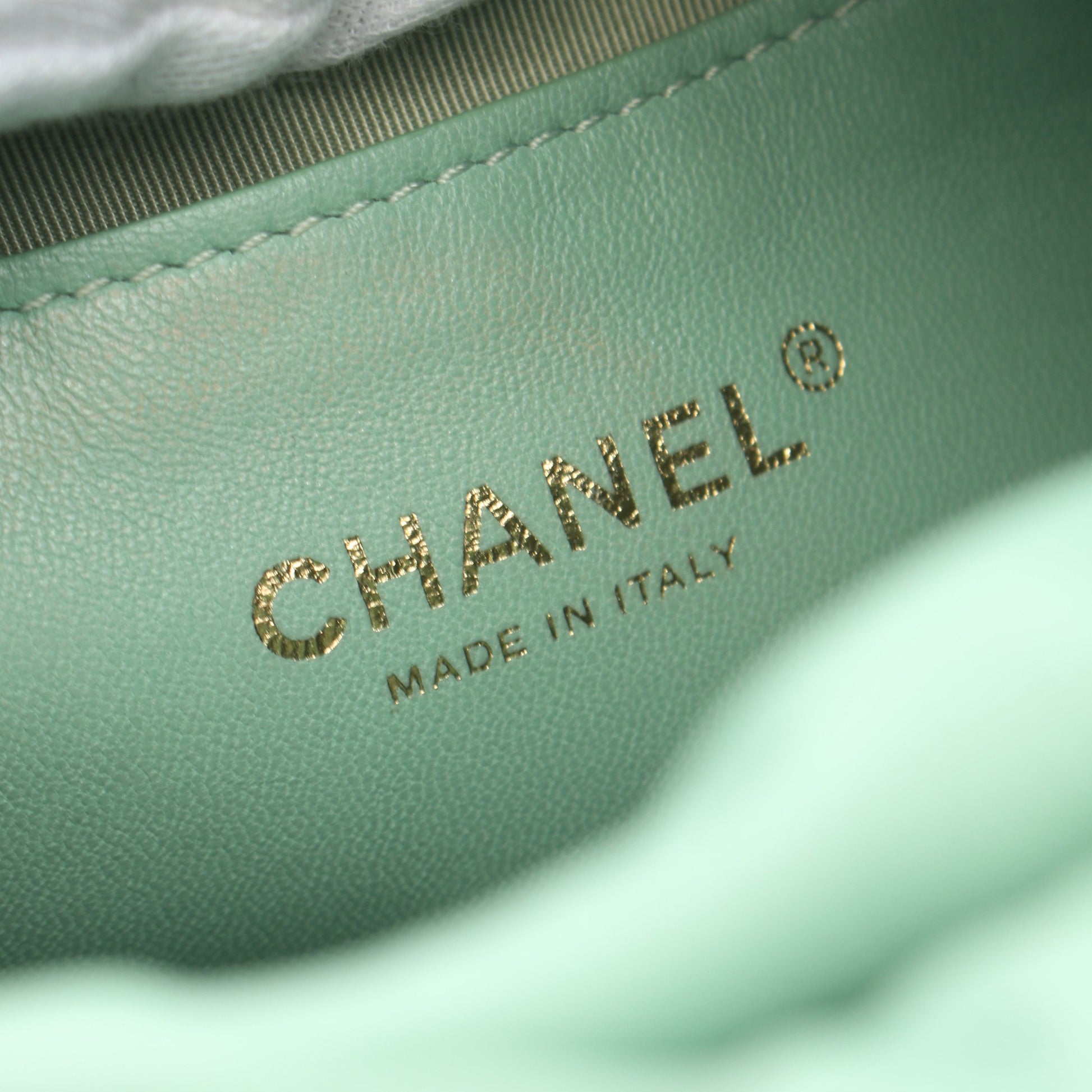 マトラッセ チェーンショルダーバッグ レザー ライトグリーン ゴールド金具 シャネル バッグ CHANEL