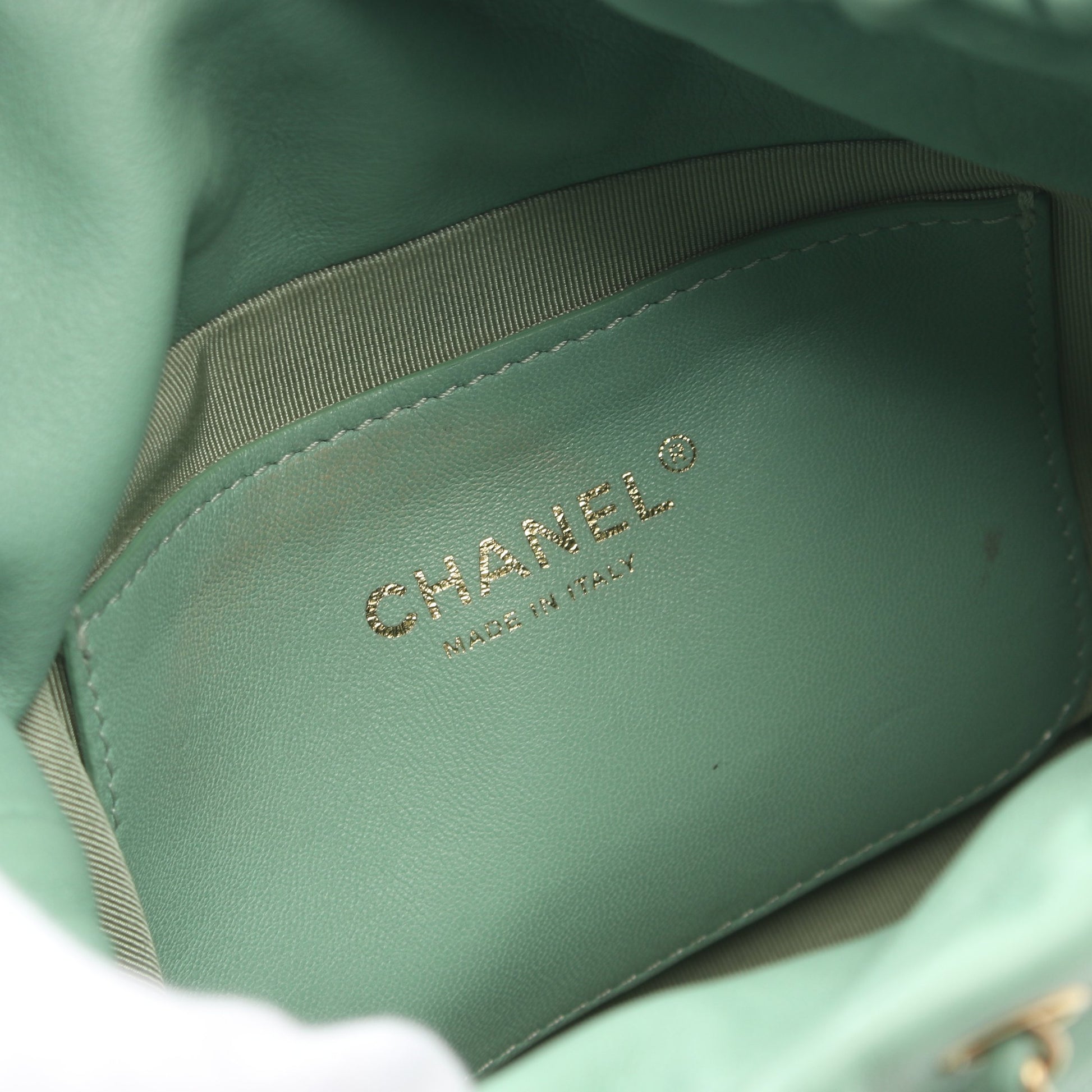 マトラッセ チェーンショルダーバッグ レザー ライトグリーン ゴールド金具 シャネル バッグ CHANEL