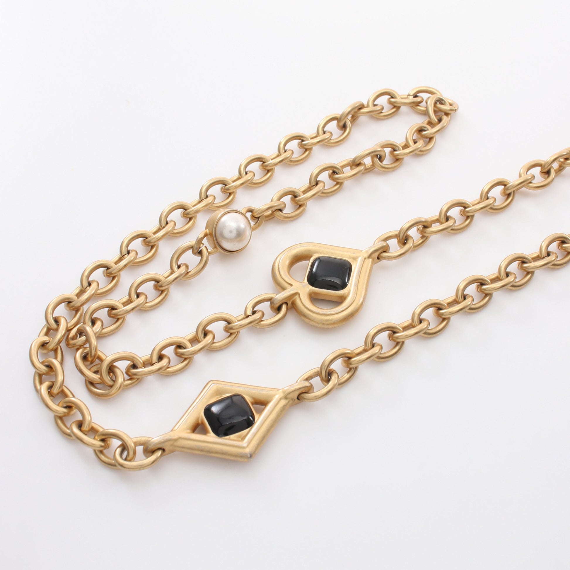 ミニマトラッセ チェーンショルダーバッグ ラムスキン ブラック ゴールド金具 シャネル バッグ CHANEL