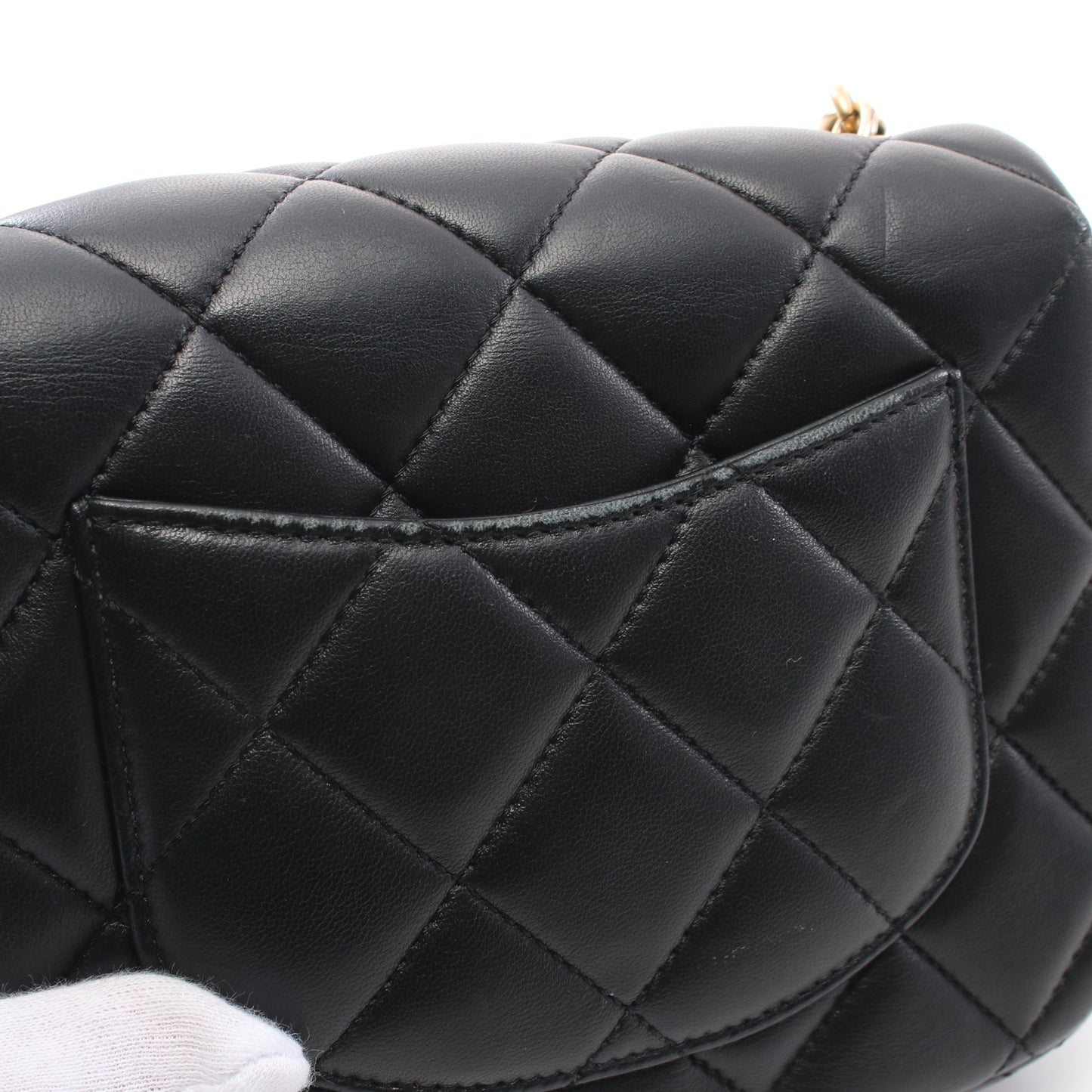 ミニマトラッセ チェーンショルダーバッグ ラムスキン ブラック ゴールド金具 シャネル バッグ CHANEL