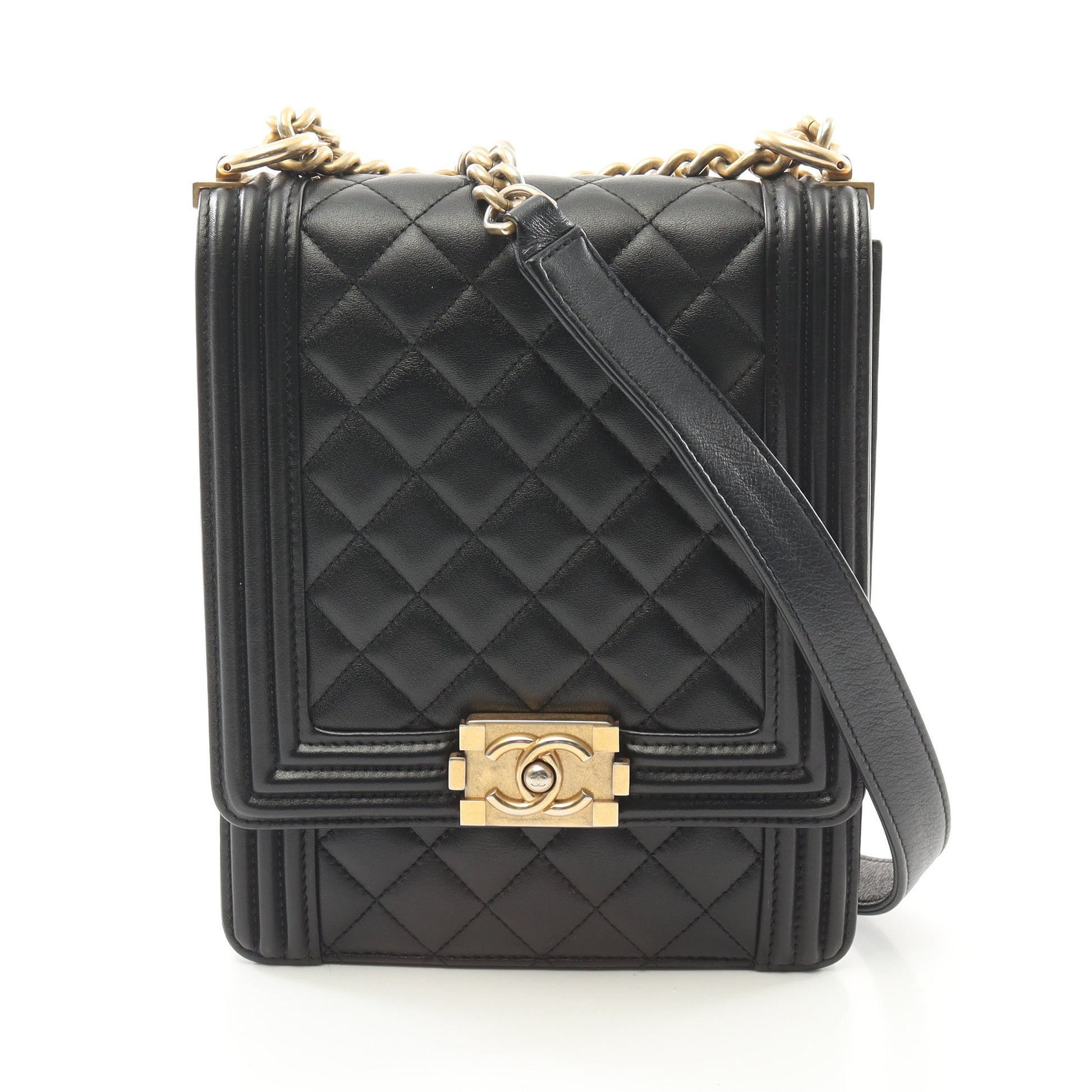 ボーイシャネル マトラッセ チェーンショルダーバッグ ラムスキン ブラック ゴールド金具 シャネル バッグ CHANEL