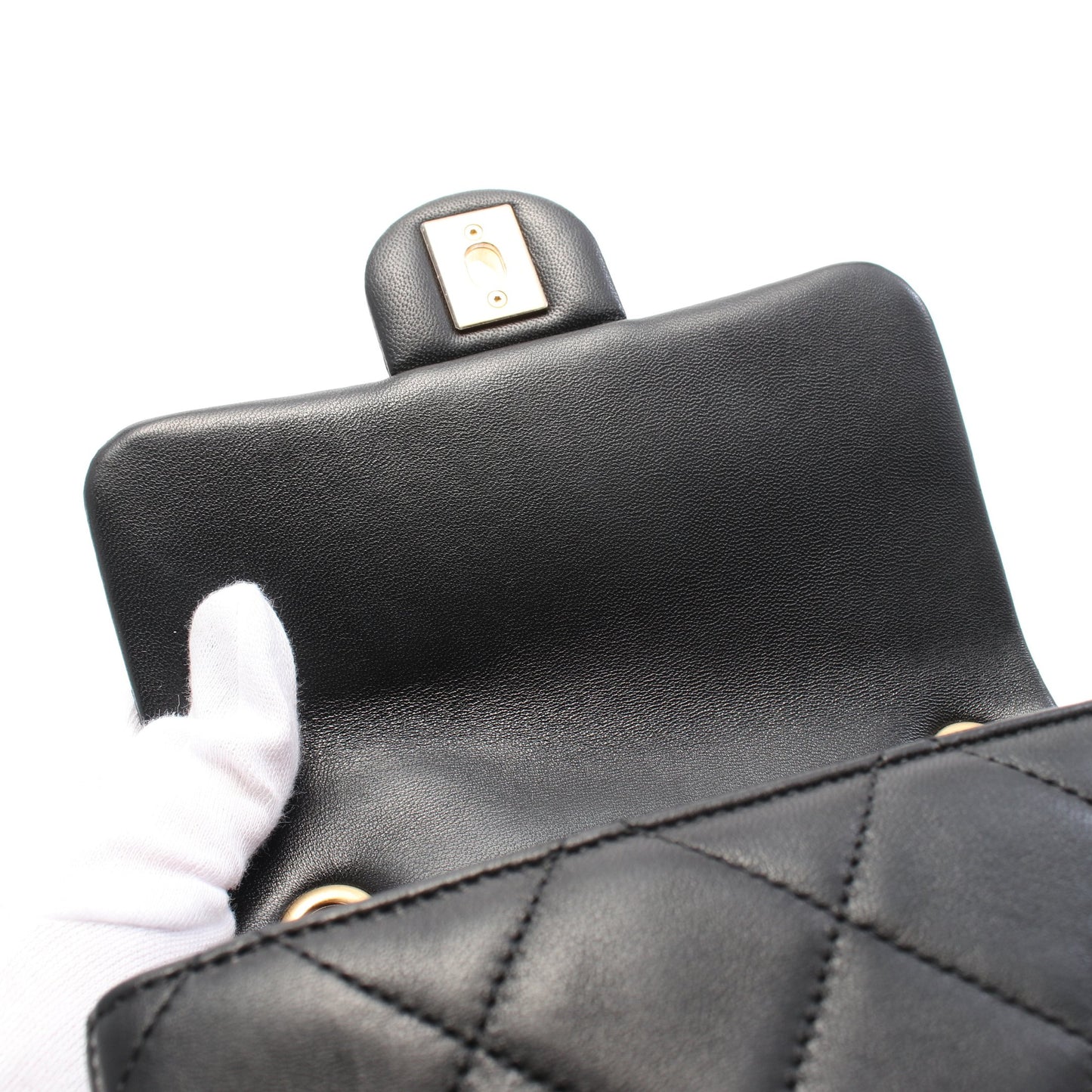 ハンドバッグ チェーンショルダーバッグ レザー ブラック ゴールド金具 シャネル バッグ CHANEL