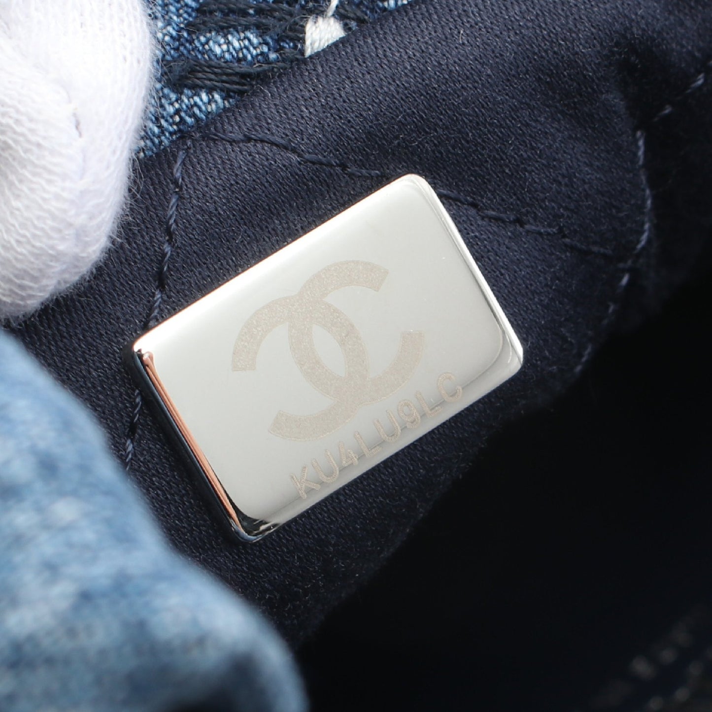 CHANEL 22 ミニ チェーンショルダーバッグ デニム ブルー シルバー金具 シャネル バッグ CHANEL