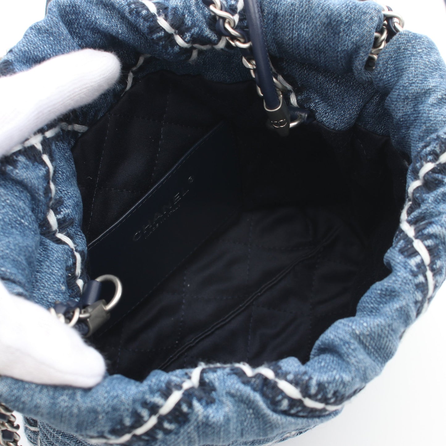 CHANEL 22 ミニ チェーンショルダーバッグ デニム ブルー シルバー金具 シャネル バッグ CHANEL