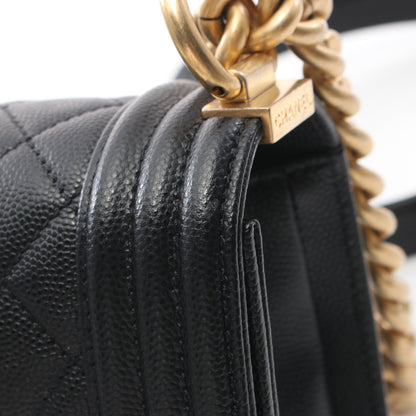 ボーイシャネル スモール チェーンショルダーバッグ キャビアスキン ブラック ゴールド金具 シャネル バッグ CHANEL
