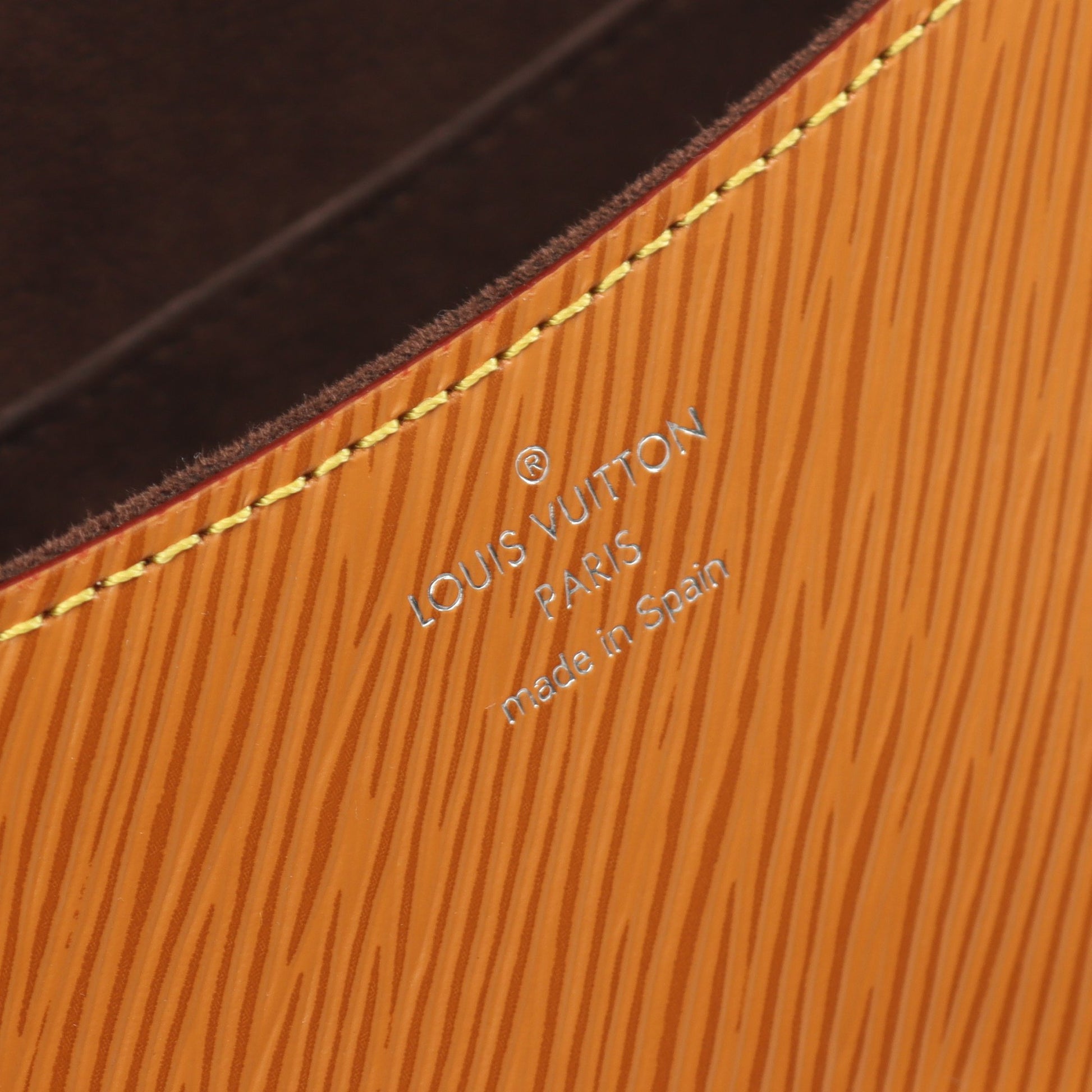 ビュシNM エピ ゴールドミエル ショルダーバッグ レザー ライトブラウン ルイヴィトン バッグ LOUIS VUITTON