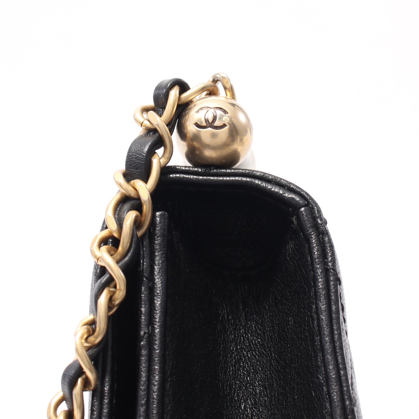 マトラッセ パール チェーンショルダーバッグ ラムスキン ブラック ゴールド金具 シャネル バッグ CHANEL