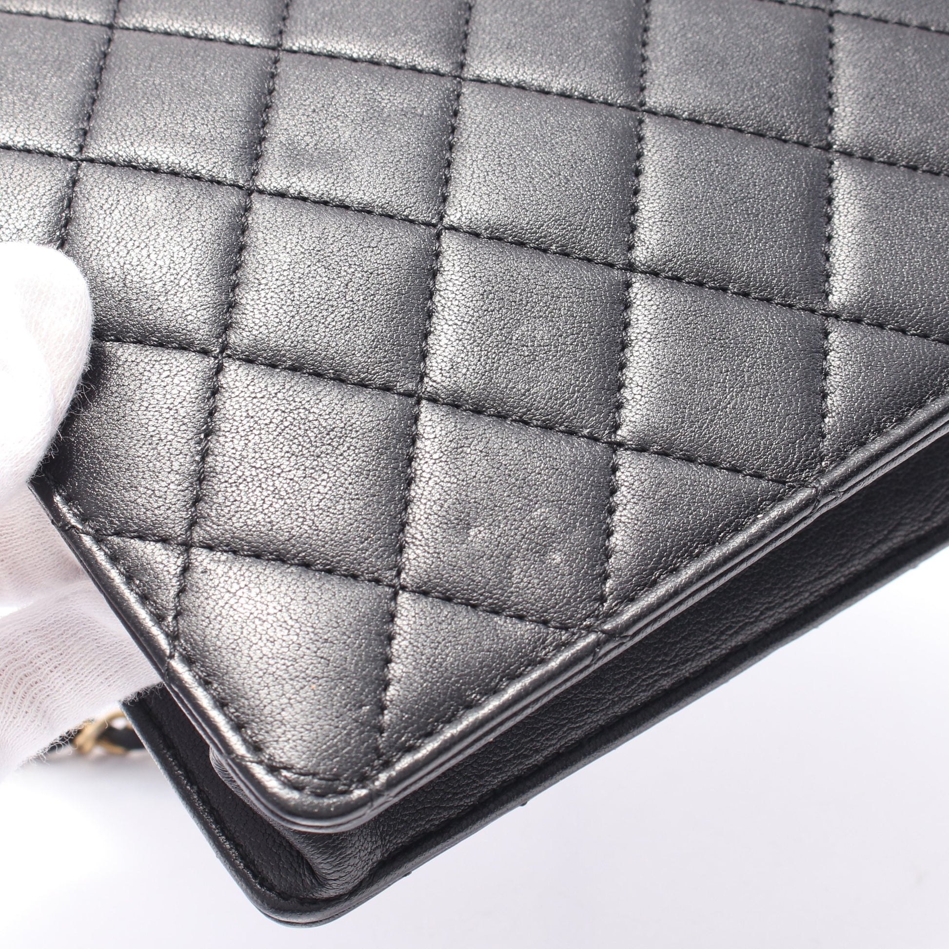 マトラッセ パール チェーンショルダーバッグ ラムスキン ブラック ゴールド金具 シャネル バッグ CHANEL