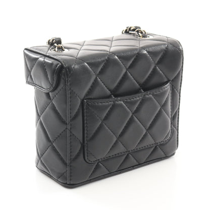 マトラッセ バニティバッグ チェーンショルダーバッグ ラムスキン ブラック ゴールド金具 シャネル バッグ CHANEL