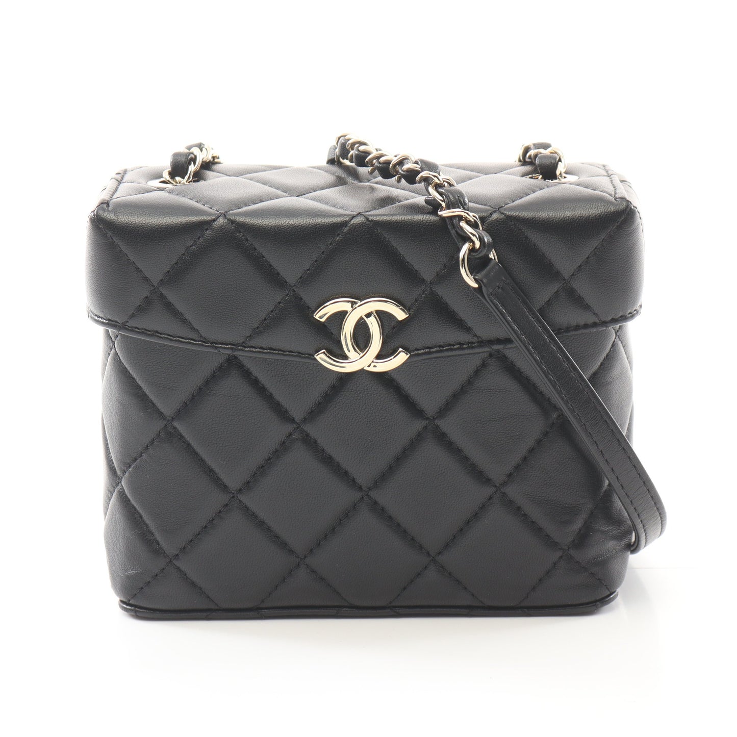 マトラッセ バニティバッグ チェーンショルダーバッグ ラムスキン ブラック ゴールド金具 シャネル バッグ CHANEL