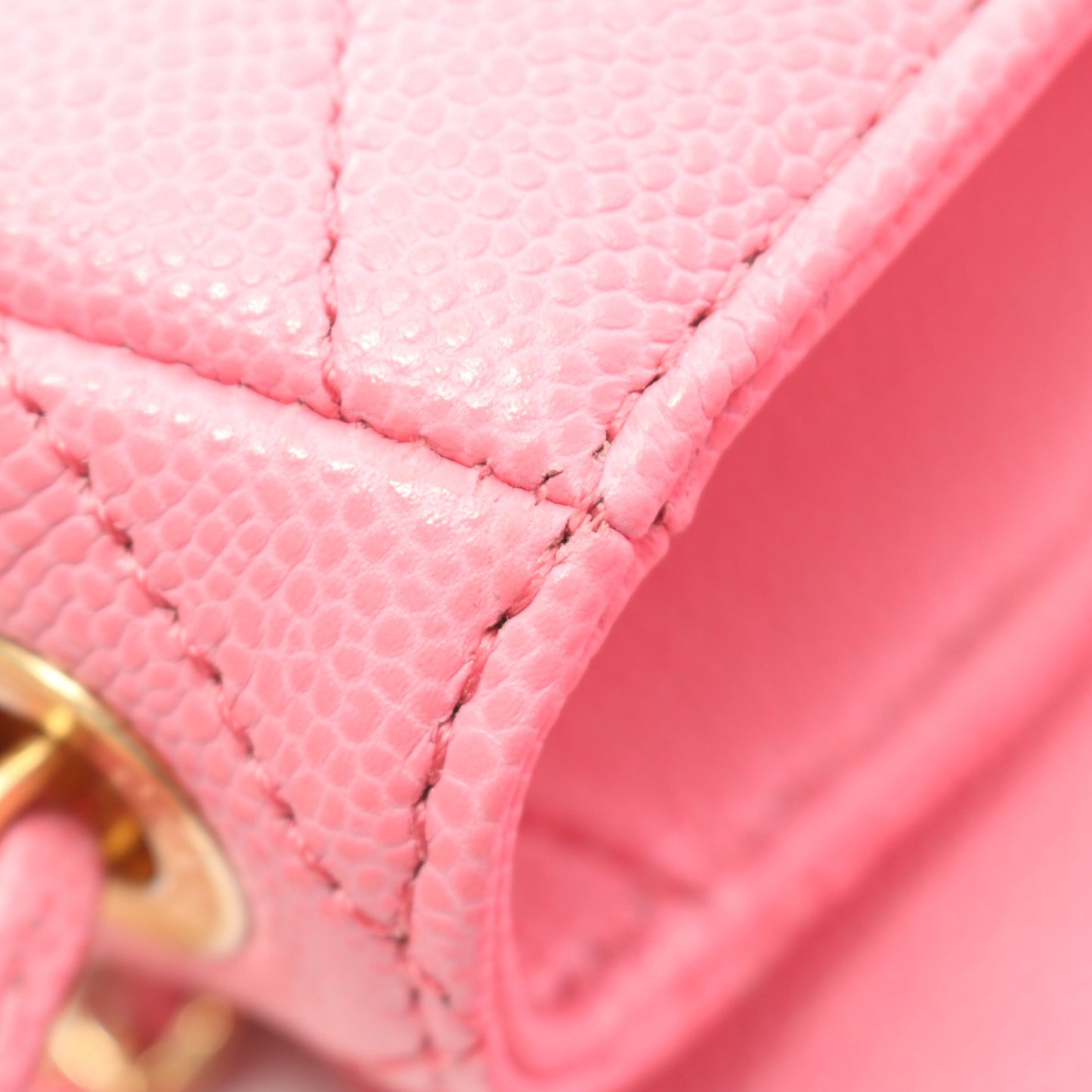 マトラッセ チェーンショルダーバッグ キャビアスキン ピンク ゴールド金具 シャネル バッグ CHANEL