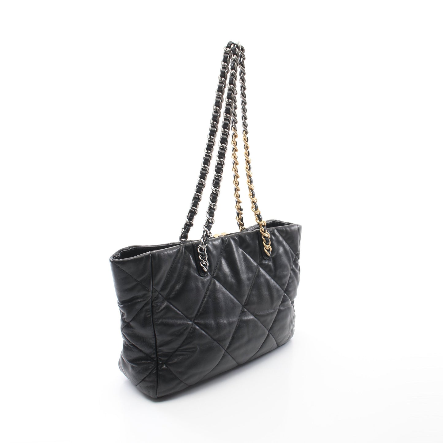 CHANEL19 マトラッセ チェーンショルダーバッグ チェーントートバッグ ラムスキン ブラック コンビ金具 シャネル バッグ CHANEL