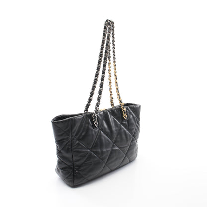 CHANEL19 マトラッセ チェーンショルダーバッグ チェーントートバッグ ラムスキン ブラック コンビ金具 シャネル バッグ CHANEL