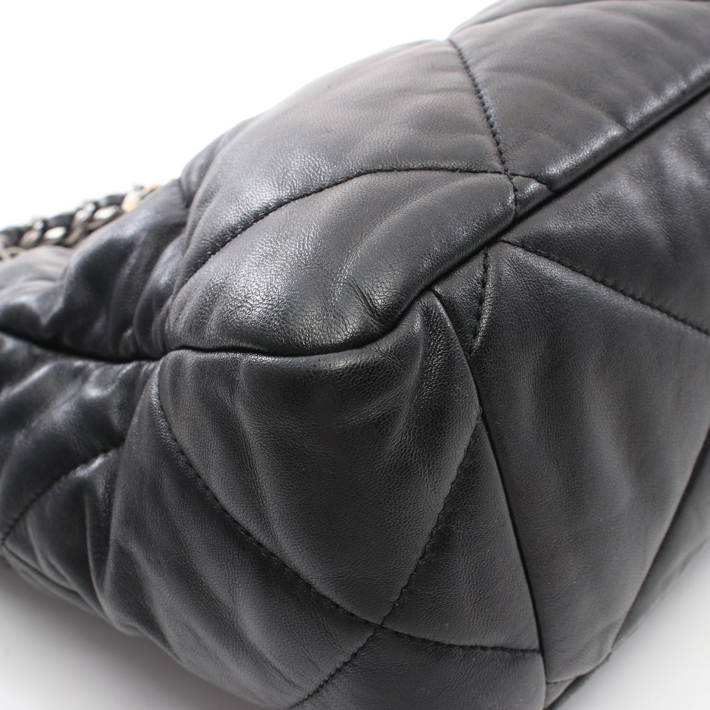 CHANEL19 マトラッセ チェーンショルダーバッグ チェーントートバッグ ラムスキン ブラック コンビ金具 シャネル バッグ CHANEL
