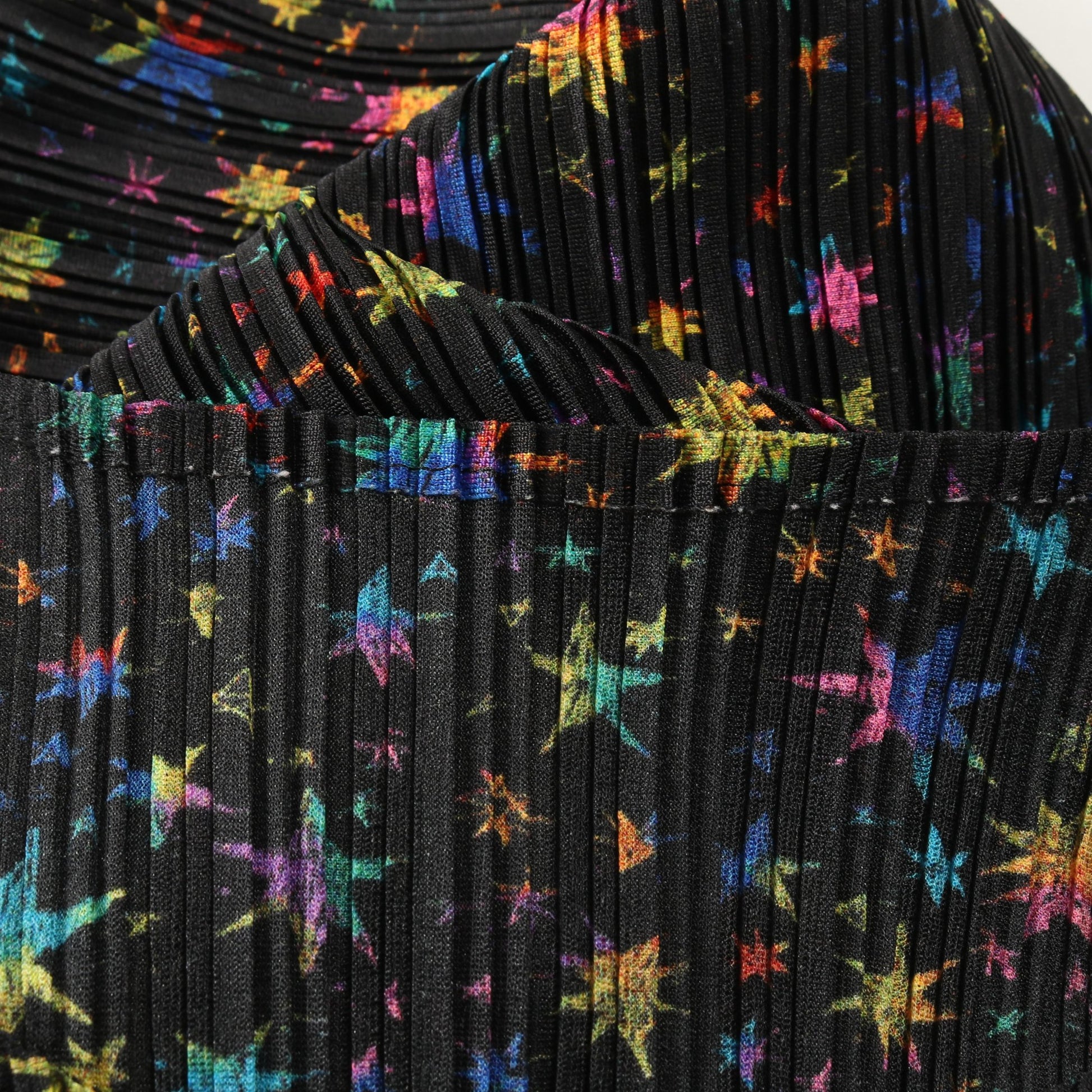 ワンピース スタープリント ブラック マルチカラー プリーツプリーズ ワンピース PLEATS PLEASE