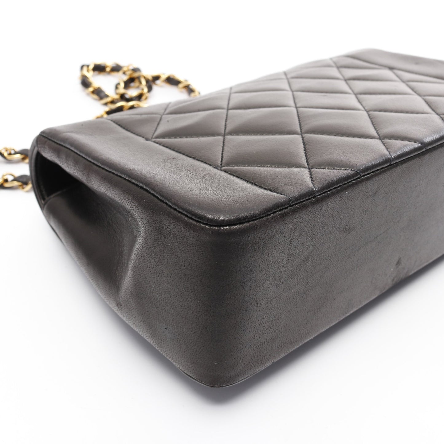 マトラッセ ダイアナフラップ チェーンショルダーバッグ ラムスキン ブラック ゴールド金具 シャネル バッグ CHANEL