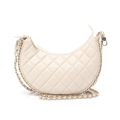 マトラッセ スモールホーボー チェーンショルダーバッグ ラムスキン ライトベージュ ゴールド金具 シャネル バッグ CHANEL