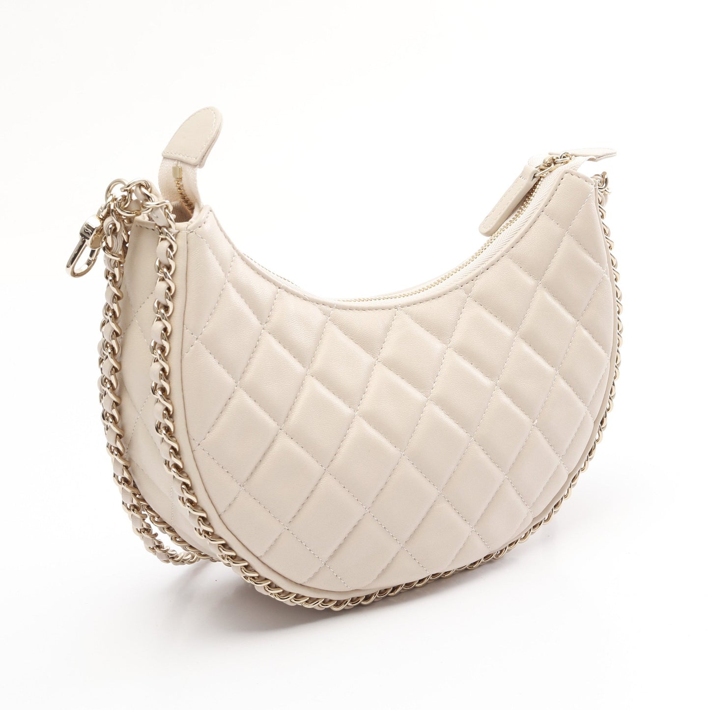 マトラッセ スモールホーボー チェーンショルダーバッグ ラムスキン ライトベージュ ゴールド金具 シャネル バッグ CHANEL