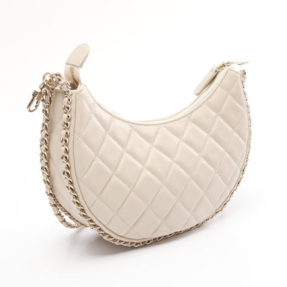 マトラッセ スモールホーボー チェーンショルダーバッグ ラムスキン ライトベージュ ゴールド金具 シャネル バッグ CHANEL