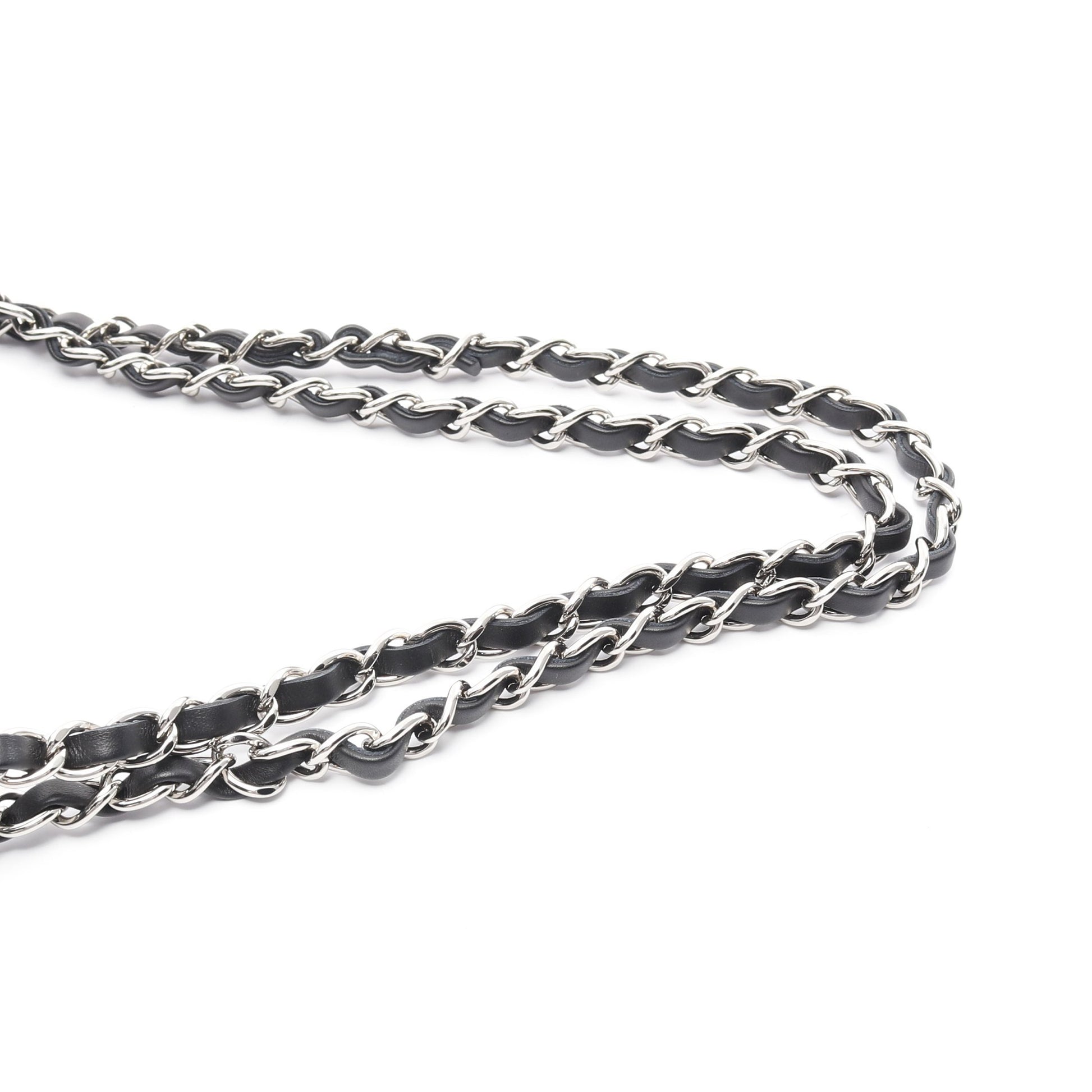 マトラッセ Wフラップ Wチェーンショルダーバッグ ラムスキン ブラック シルバー金具 シャネル バッグ CHANEL