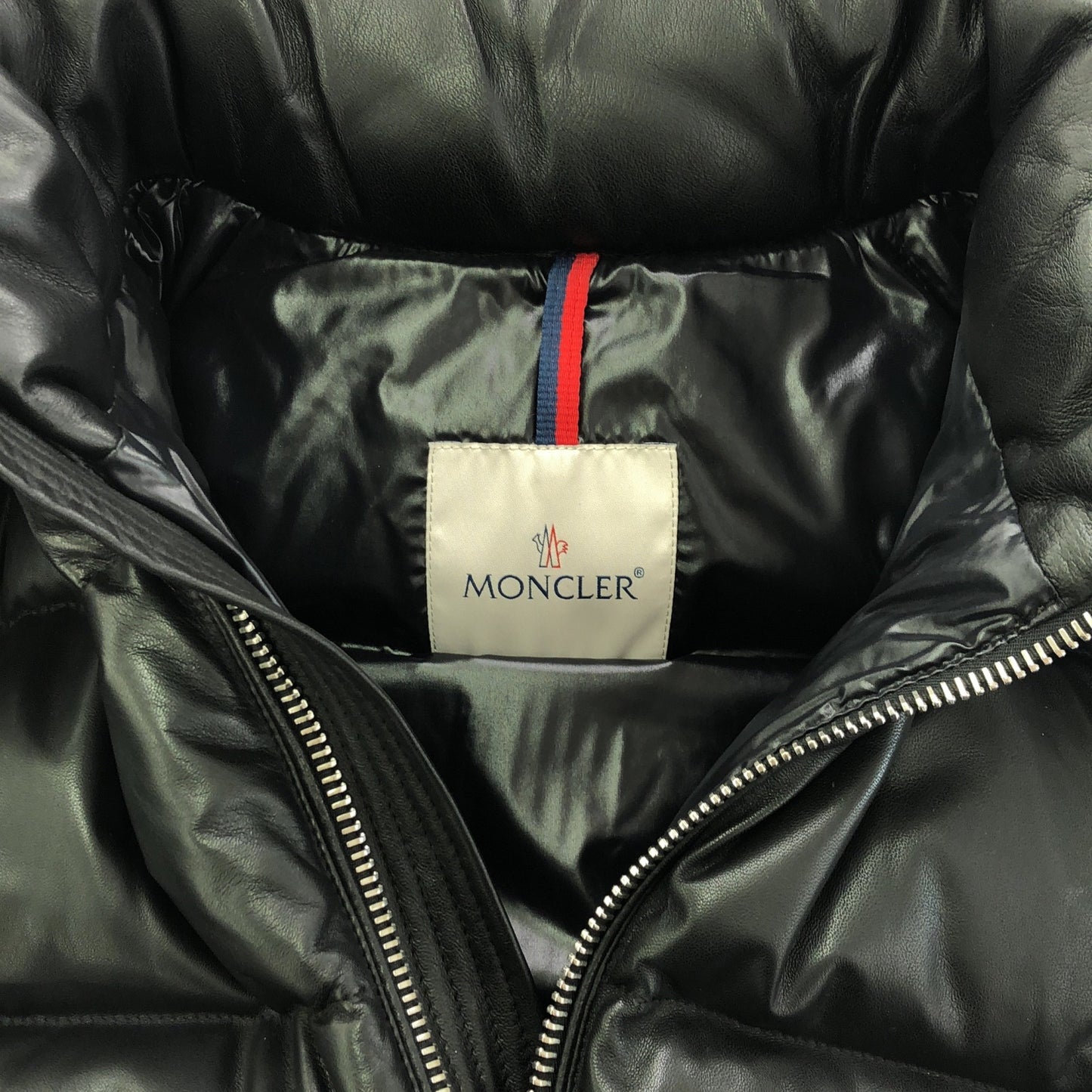ダウンジャケット ダウンジャケット レザー ブラック モンクレール アウター MONCLER