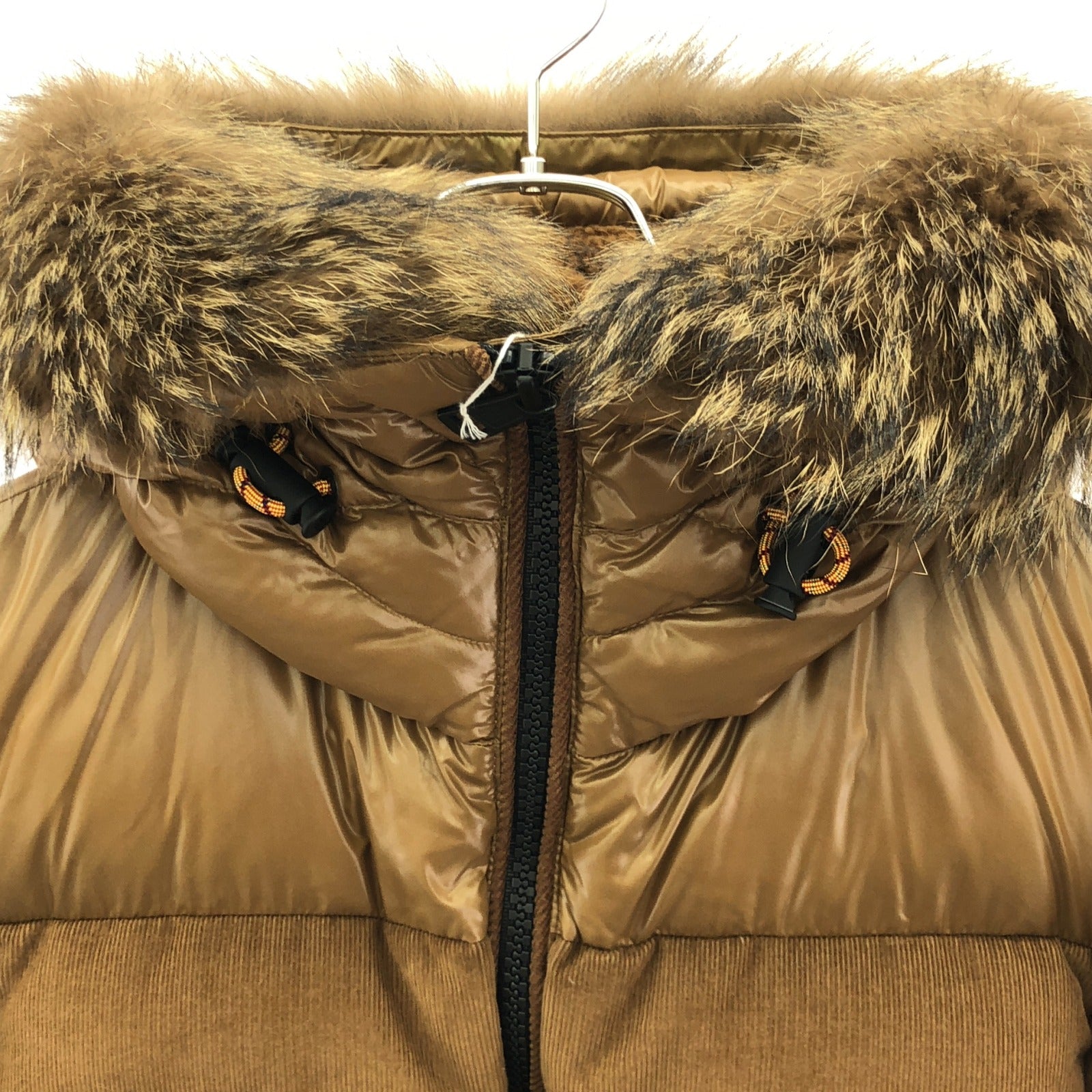 Moncler モンクレールコーデュロイ ダウンジャケット