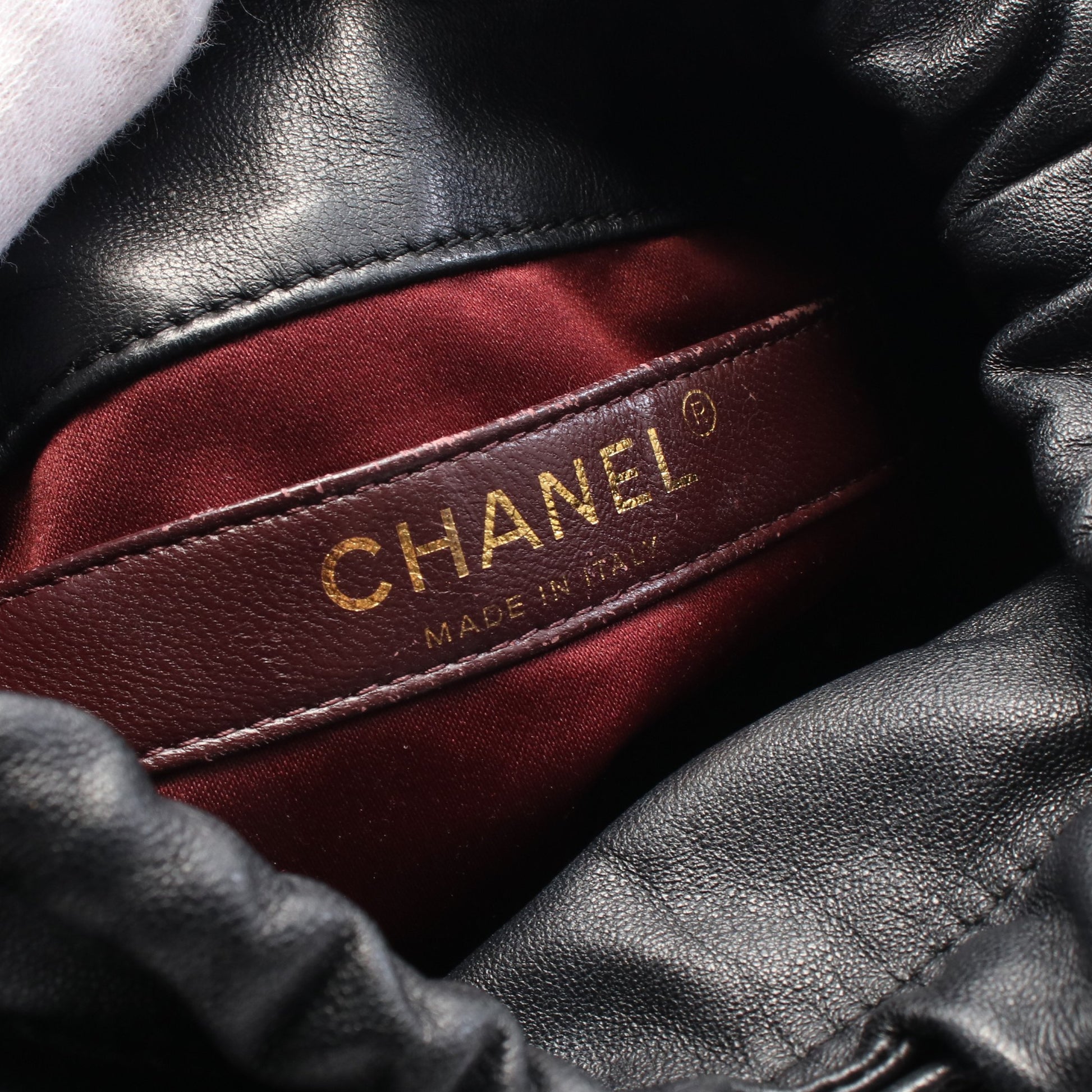 ココマーク 巾着 チェーンショルダーバッグ ラムスキン ブラック ゴールド金具 フェイクパール シャネル バッグ CHANEL