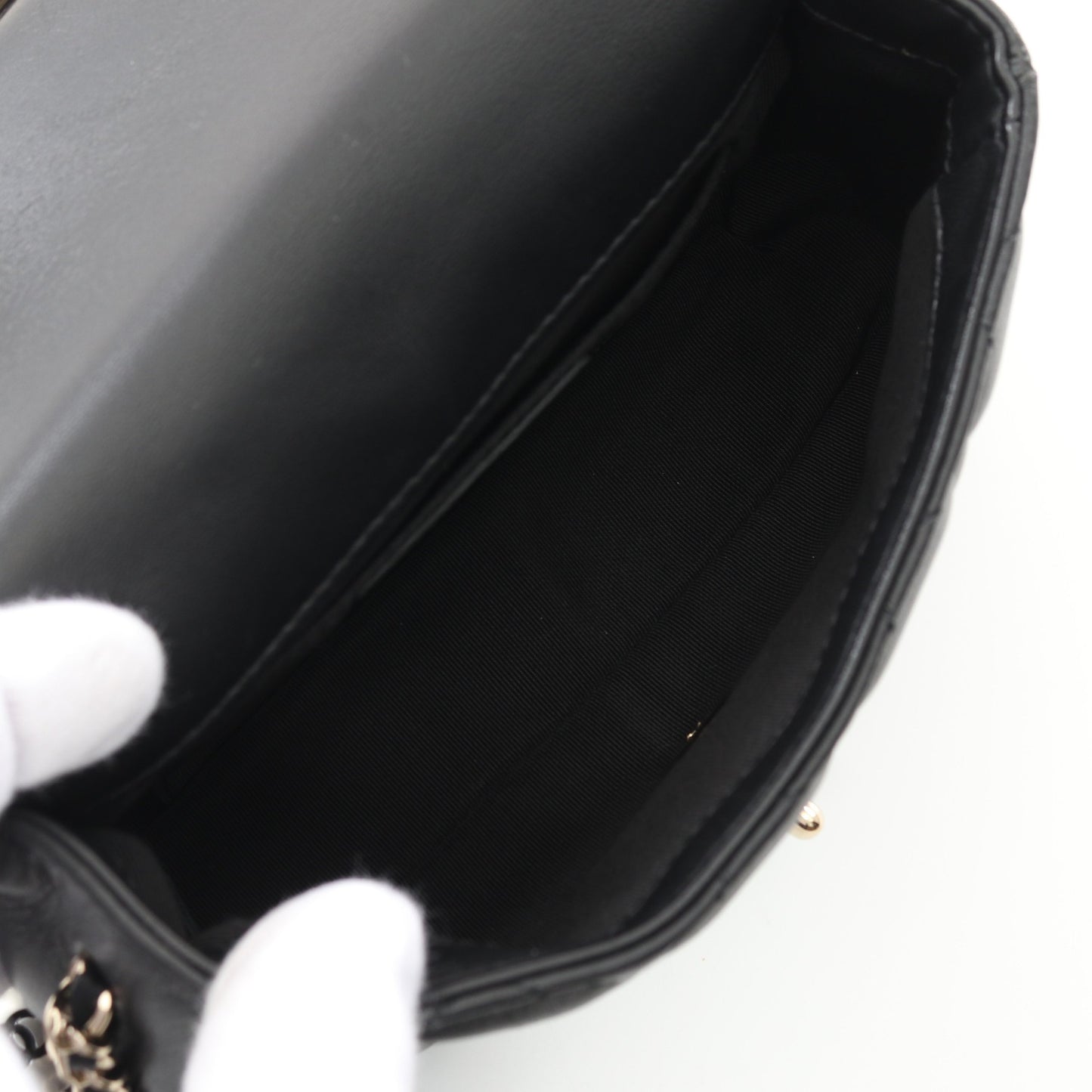 マトラッセ スモールフラップ パール チェーンショルダーバッグ ラムスキン ブラック ゴールド金具 シャネル バッグ CHANEL