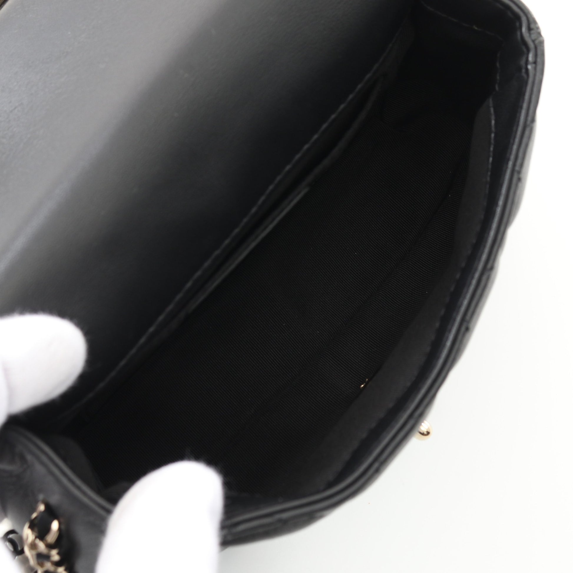 マトラッセ スモールフラップ パール チェーンショルダーバッグ ラムスキン ブラック ゴールド金具 シャネル バッグ CHANEL