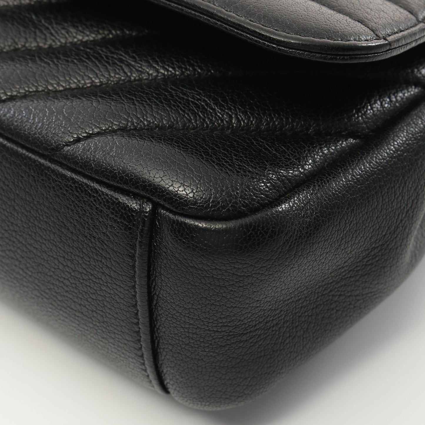 ココマーク キルティング フラップバッグ チェーンショルダーバッグ レザー ブラック アンティークゴールド金具 シャネル バッグ CHANEL