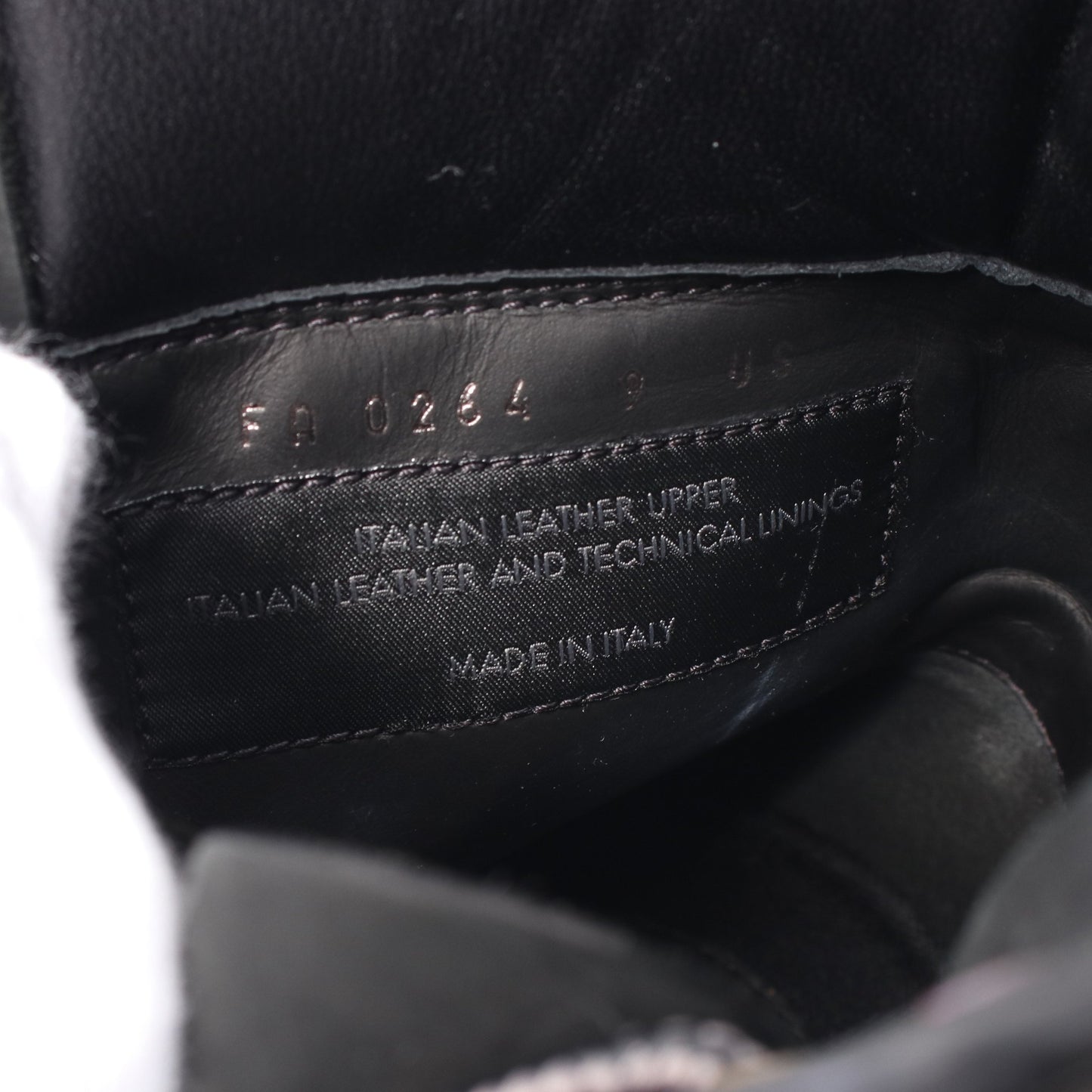 LV × Timberland 6-IN アンクルブーツ ノワール ショート ブーツ ヌバック レザー ブラック ルイヴィトン シューズ LOUIS VUITTON