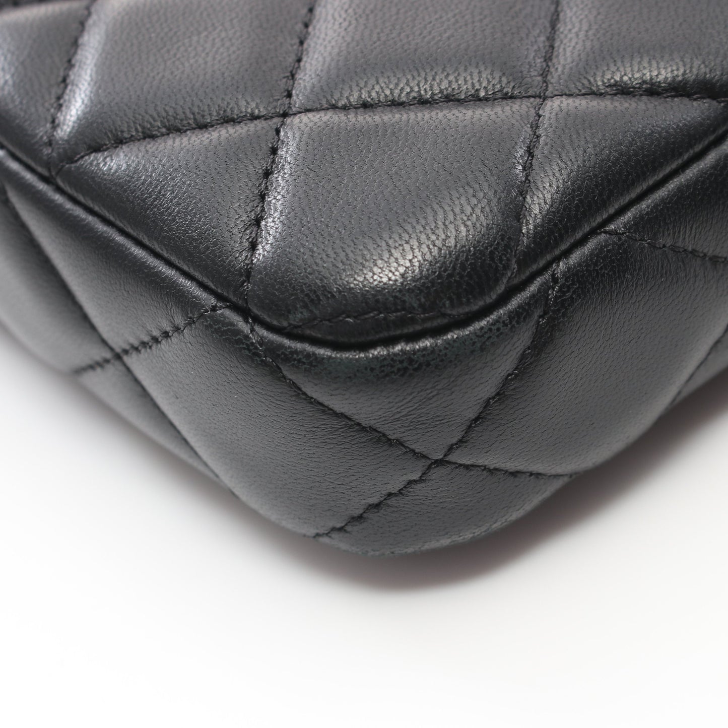 チェーンウォレット ラムスキン ブラック ゴールド金具 シャネル バッグ CHANEL
