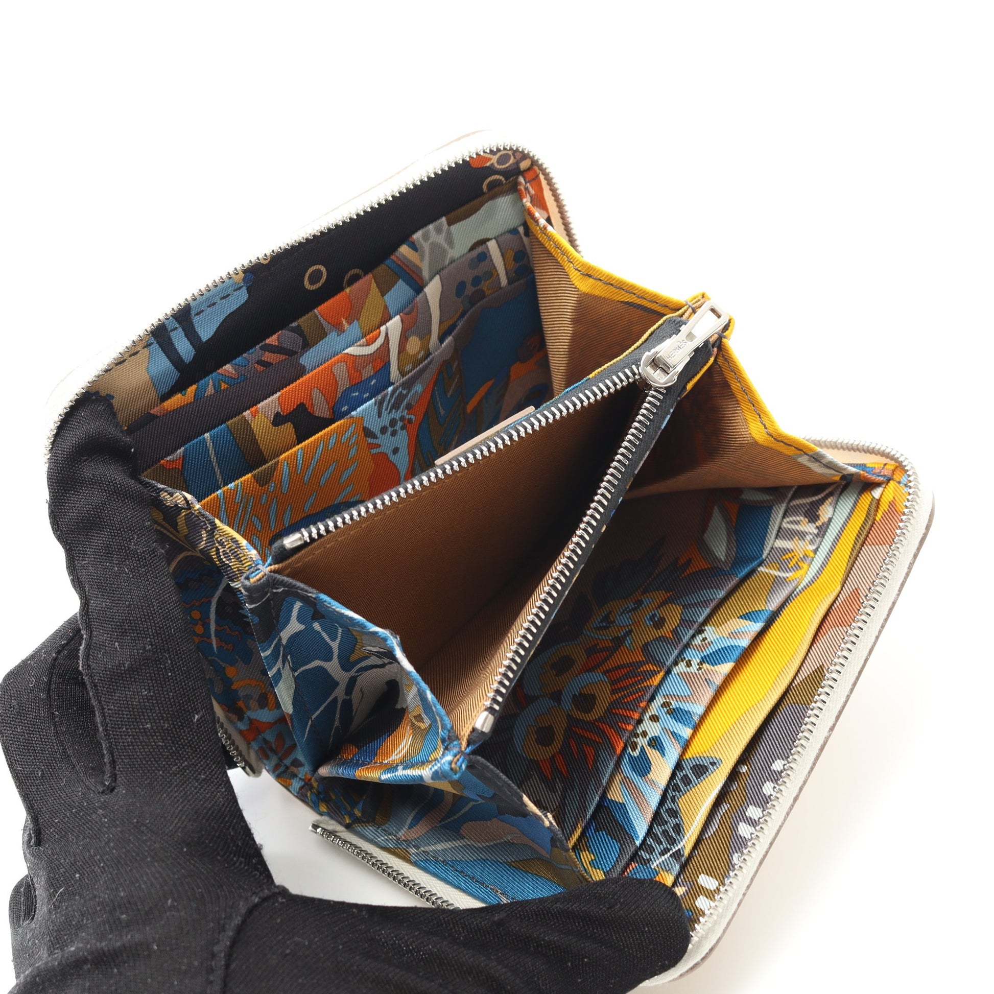 アザップコンパクト シルクイン クレ ラウンドファスナー財布 ヴォー  