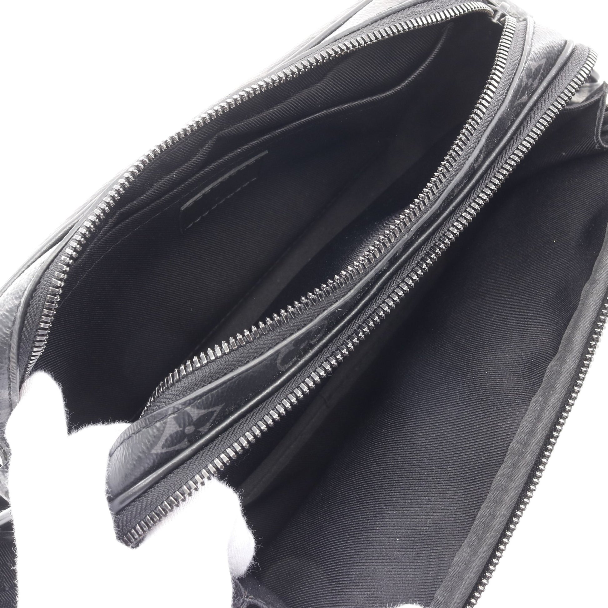 アルファ メッセンジャー モノグラムエクリプス ショルダーバッグ PVC レザー ブラック ルイヴィトン バッグ LOUIS VUITTON