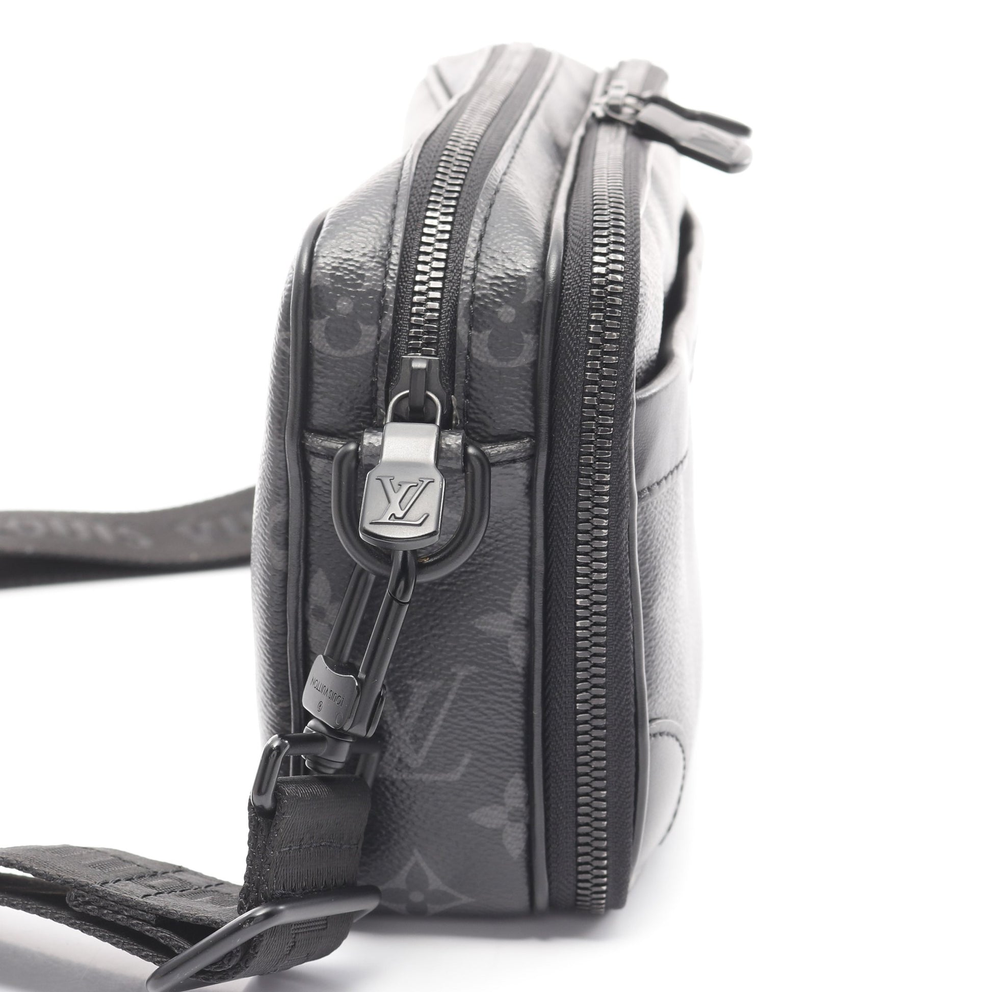 アルファ メッセンジャー モノグラムエクリプス ショルダーバッグ PVC レザー ブラック ルイヴィトン バッグ LOUIS VUITTON